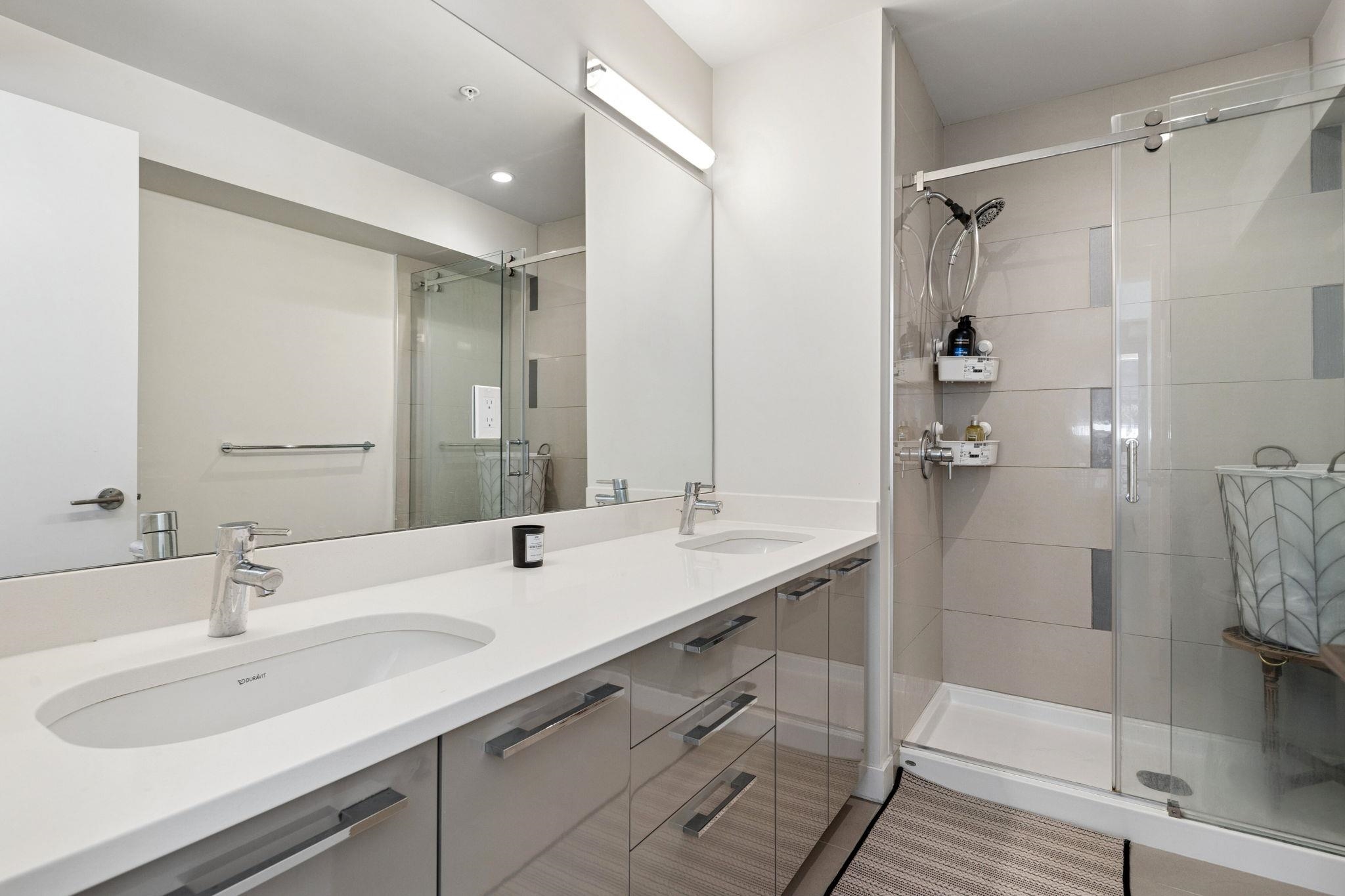 77 10199 RIVER DRIVE Unit: 77