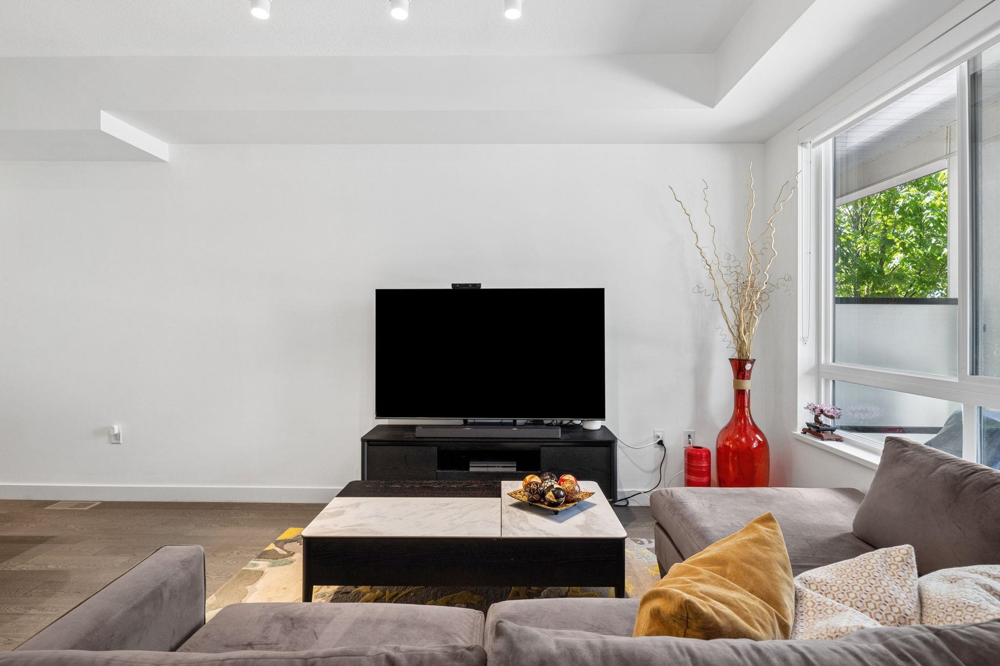 77 10199 RIVER DRIVE Unit: 77