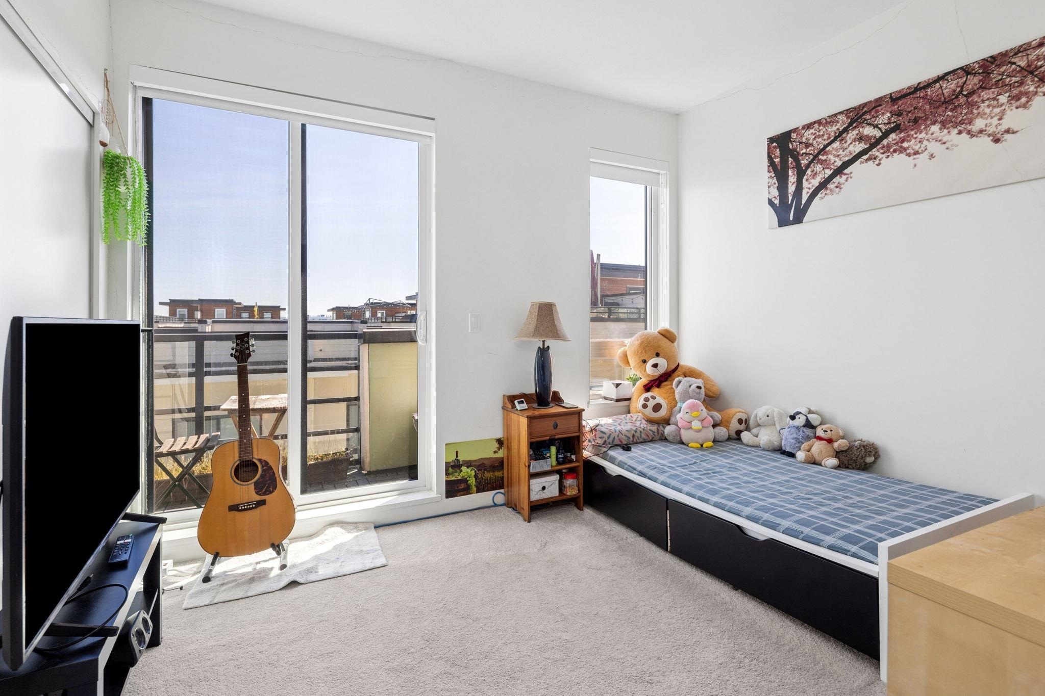 77 10199 RIVER DRIVE Unit: 77