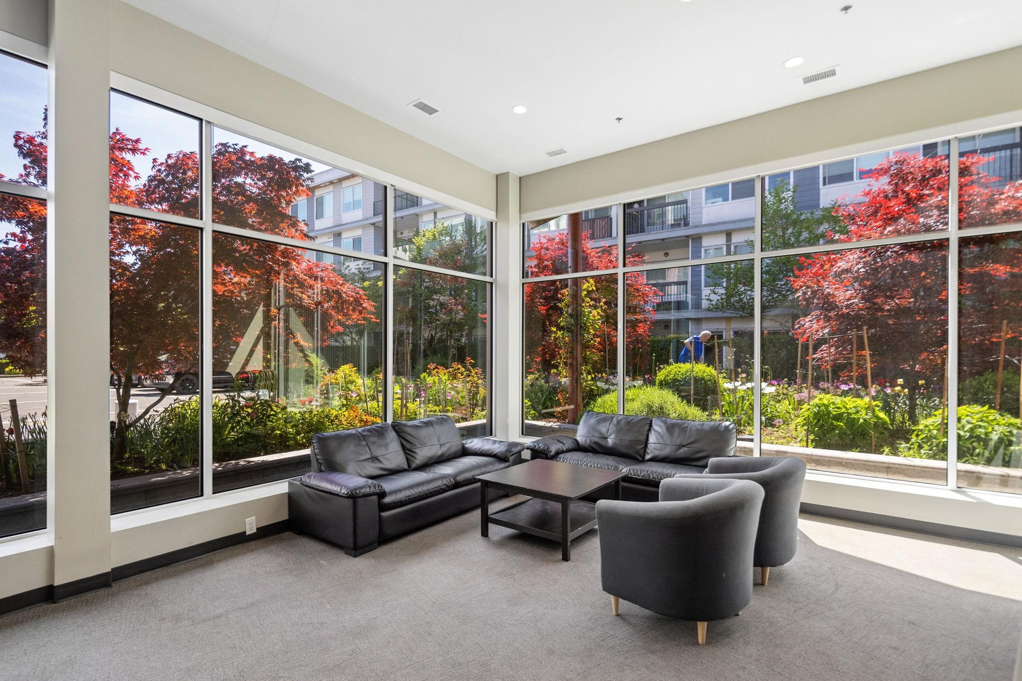 77 10199 RIVER DRIVE Unit: 77