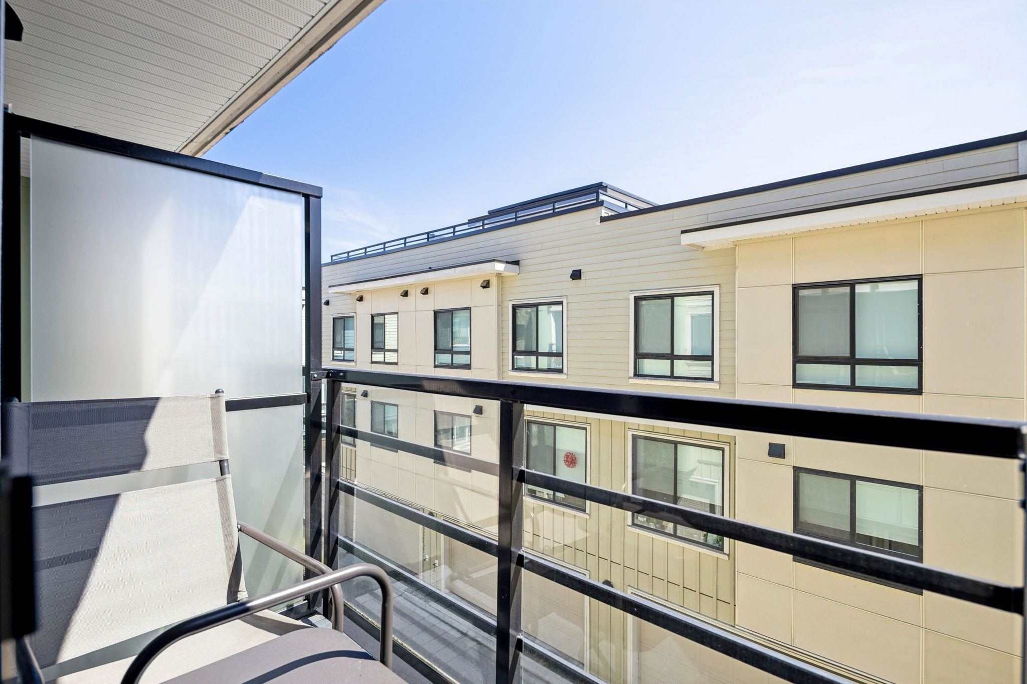 77 10199 RIVER DRIVE Unit: 77