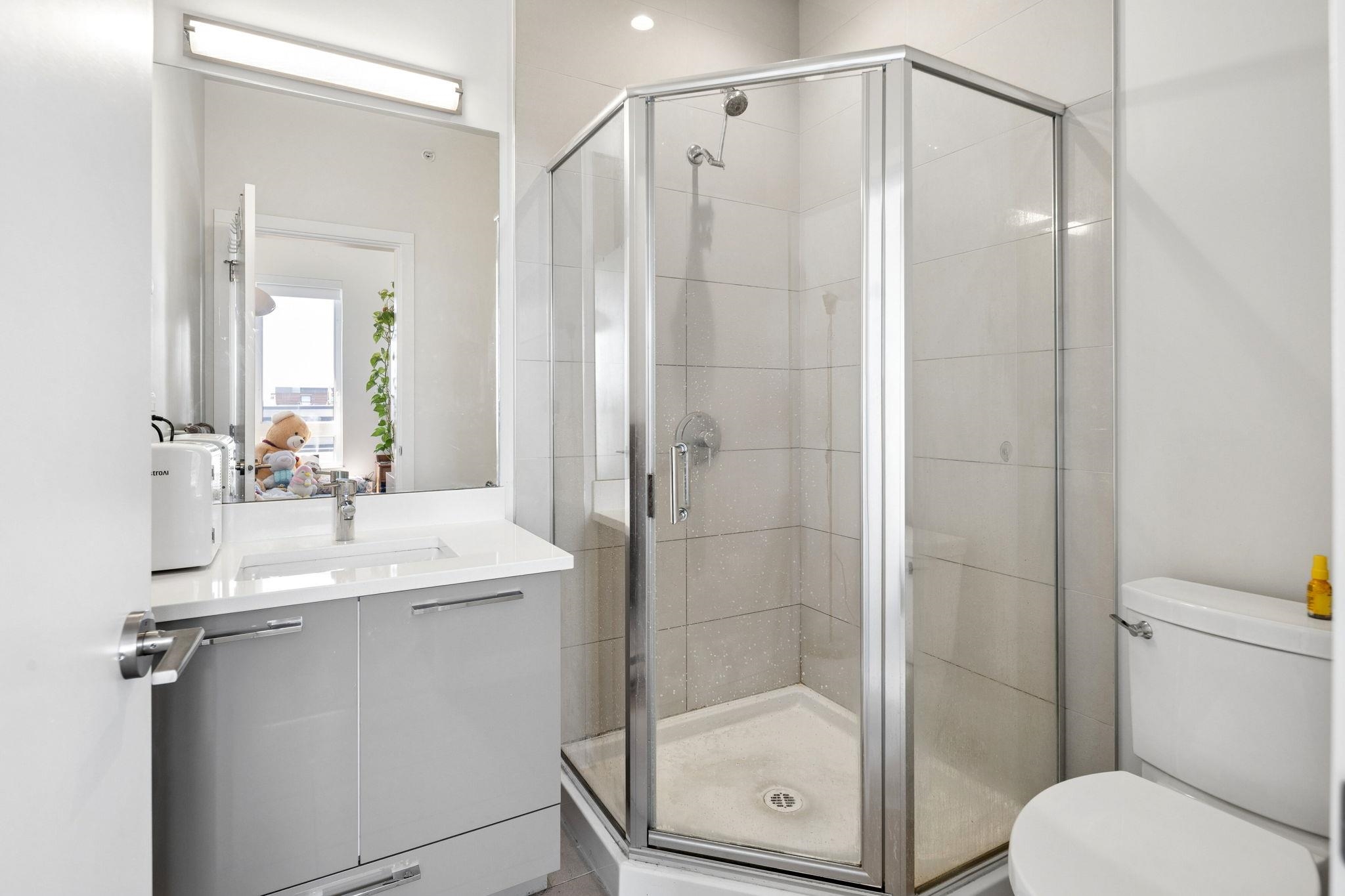 77 10199 RIVER DRIVE Unit: 77