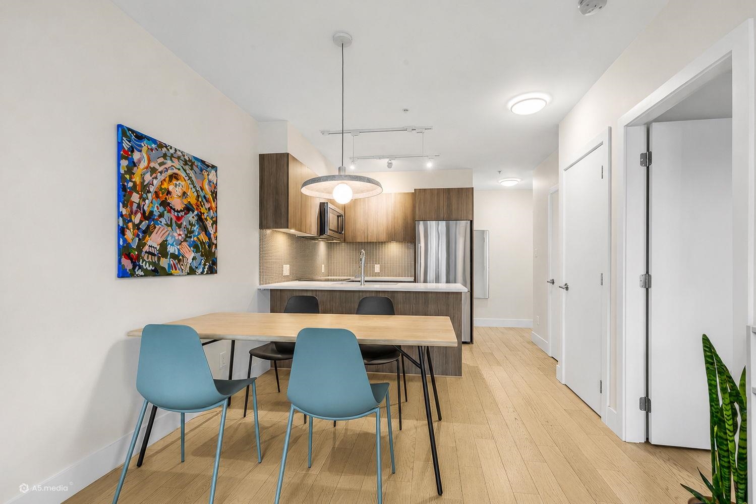 506 2477 CAROLINA STREET Unit: 506