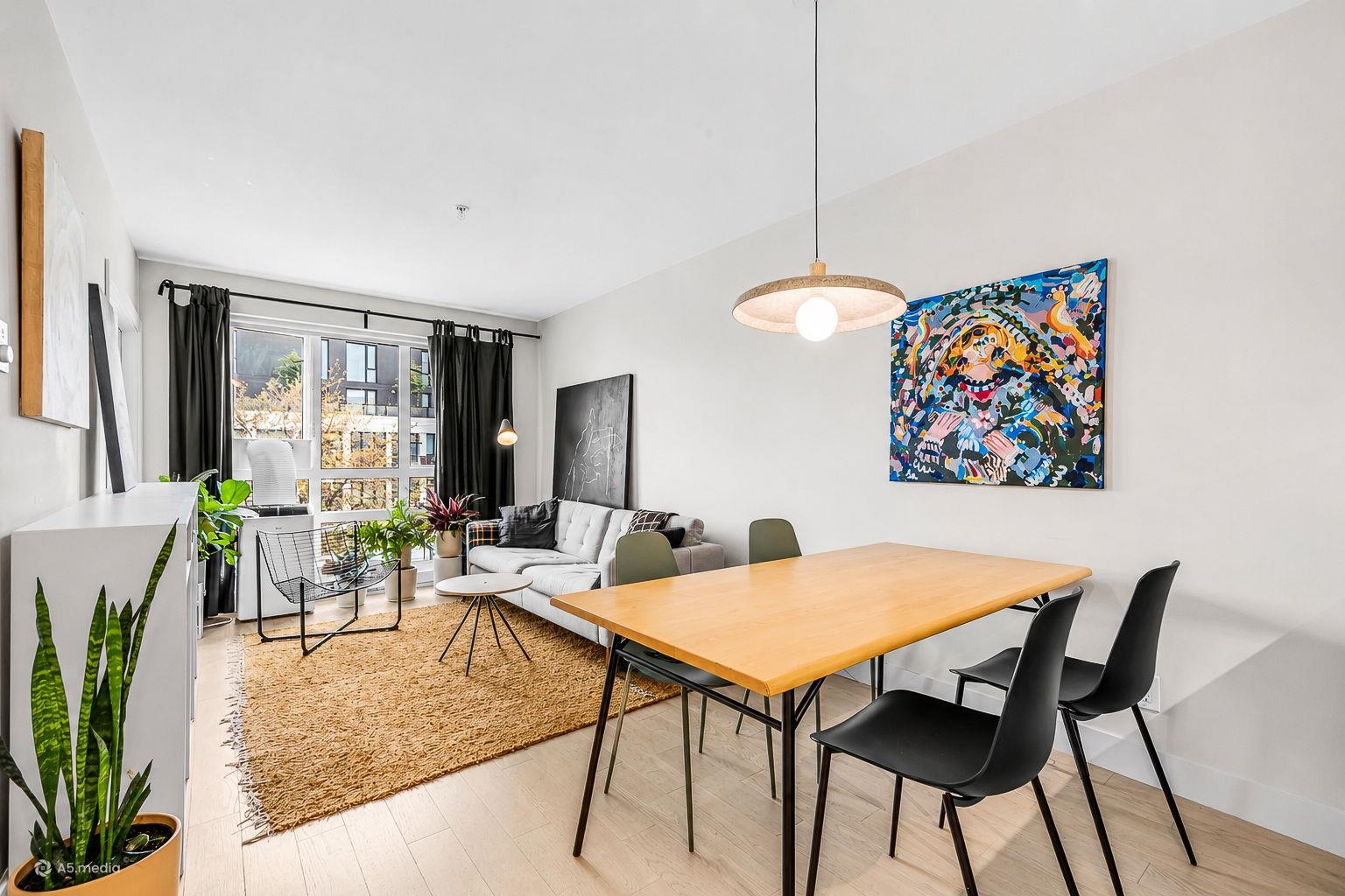 506 2477 CAROLINA STREET Unit: 506