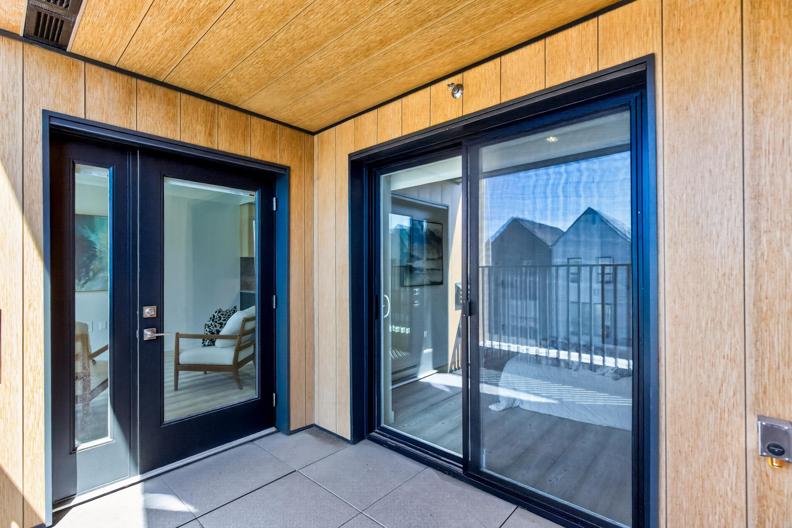 311 251 BOUNDARY BAY ROAD Unit: 311