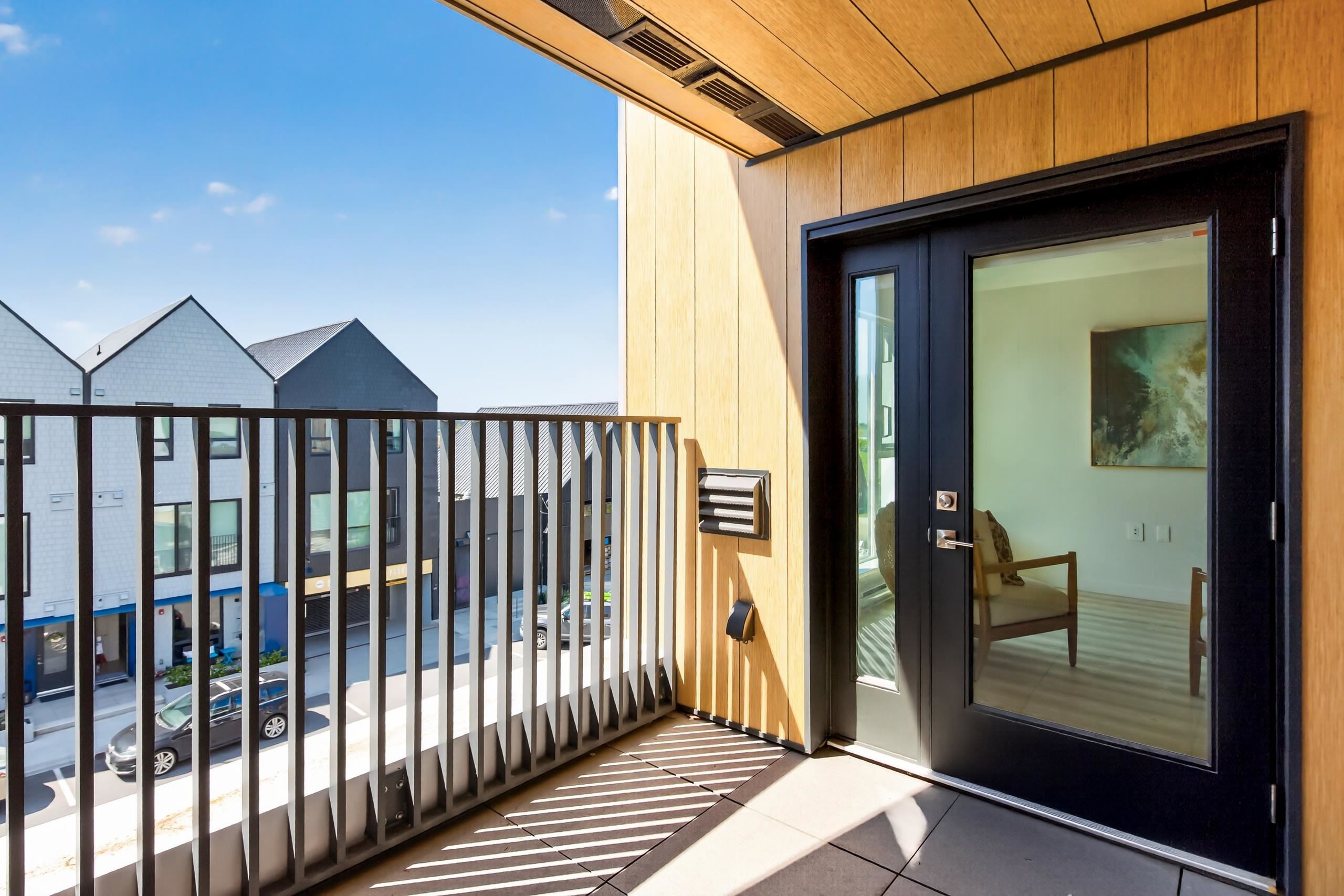311 251 BOUNDARY BAY ROAD Unit: 311