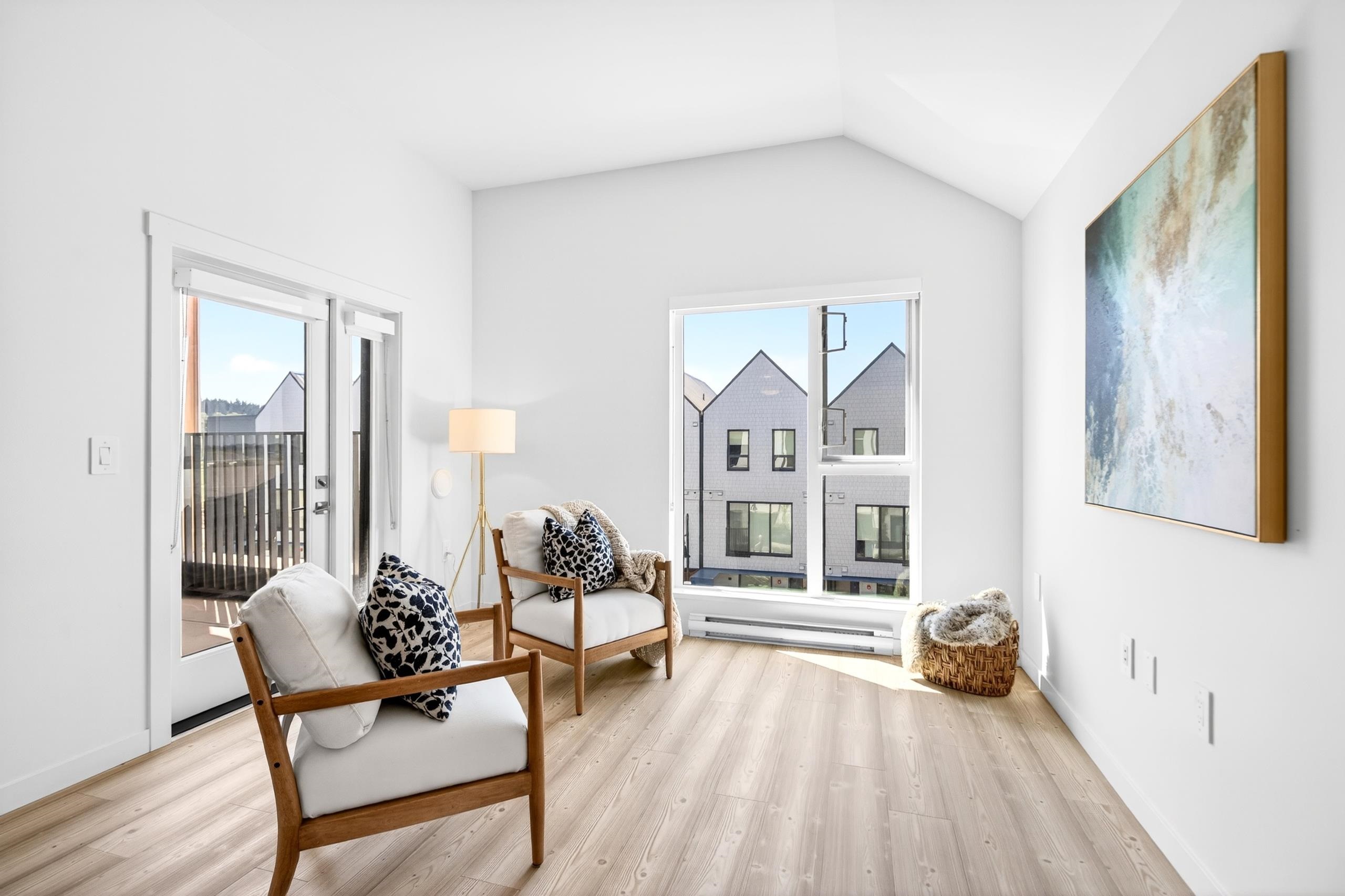 311 251 BOUNDARY BAY ROAD Unit: 311