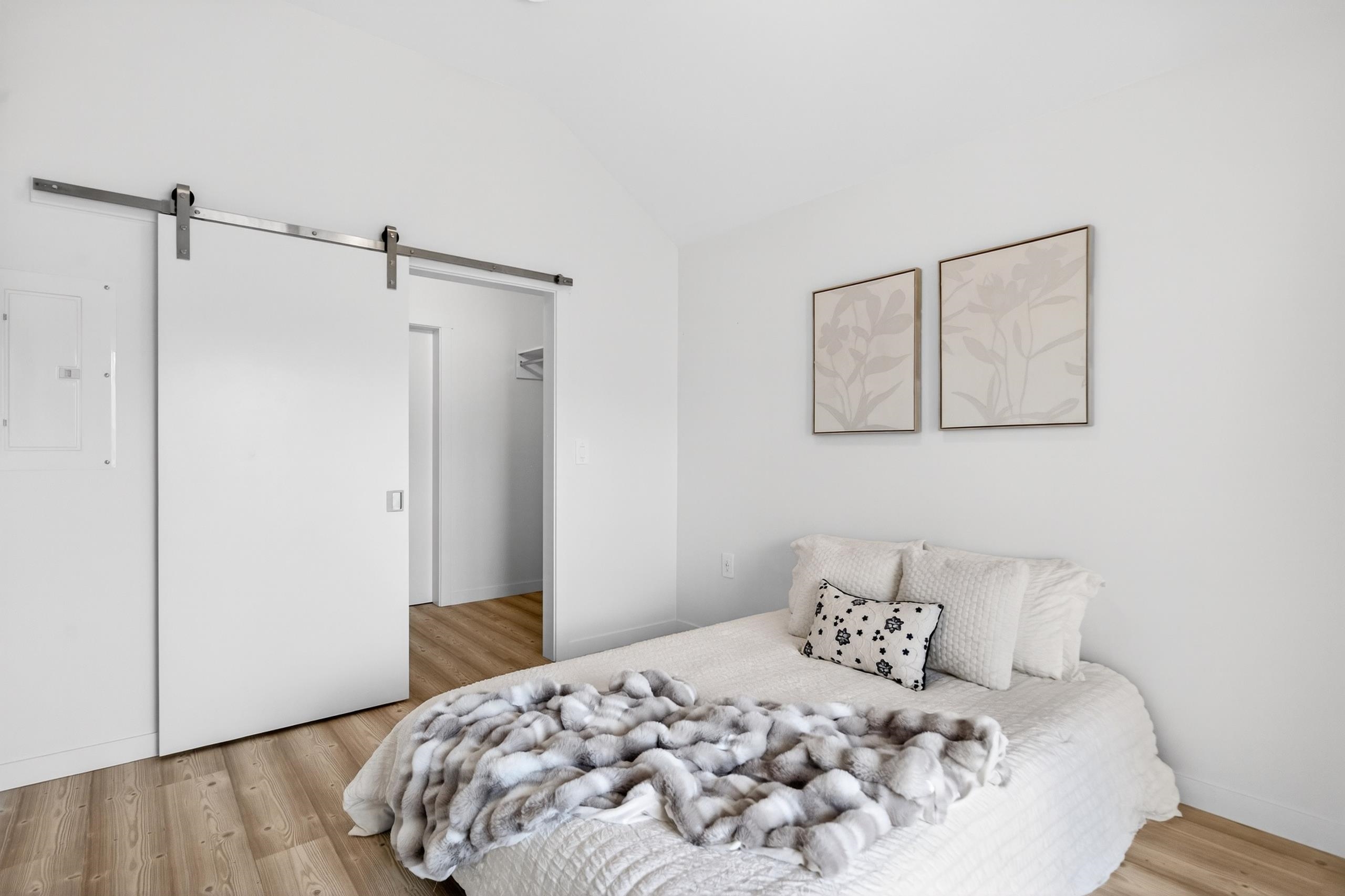 311 251 BOUNDARY BAY ROAD Unit: 311