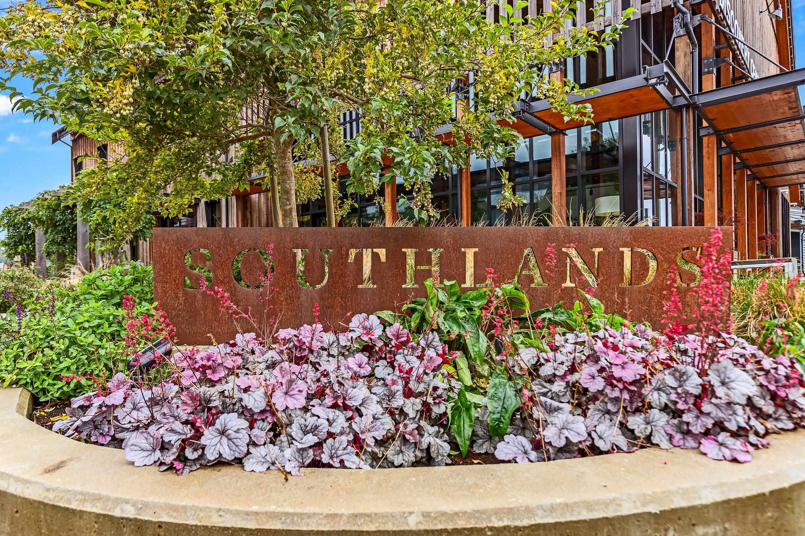 311 251 BOUNDARY BAY ROAD Unit: 311