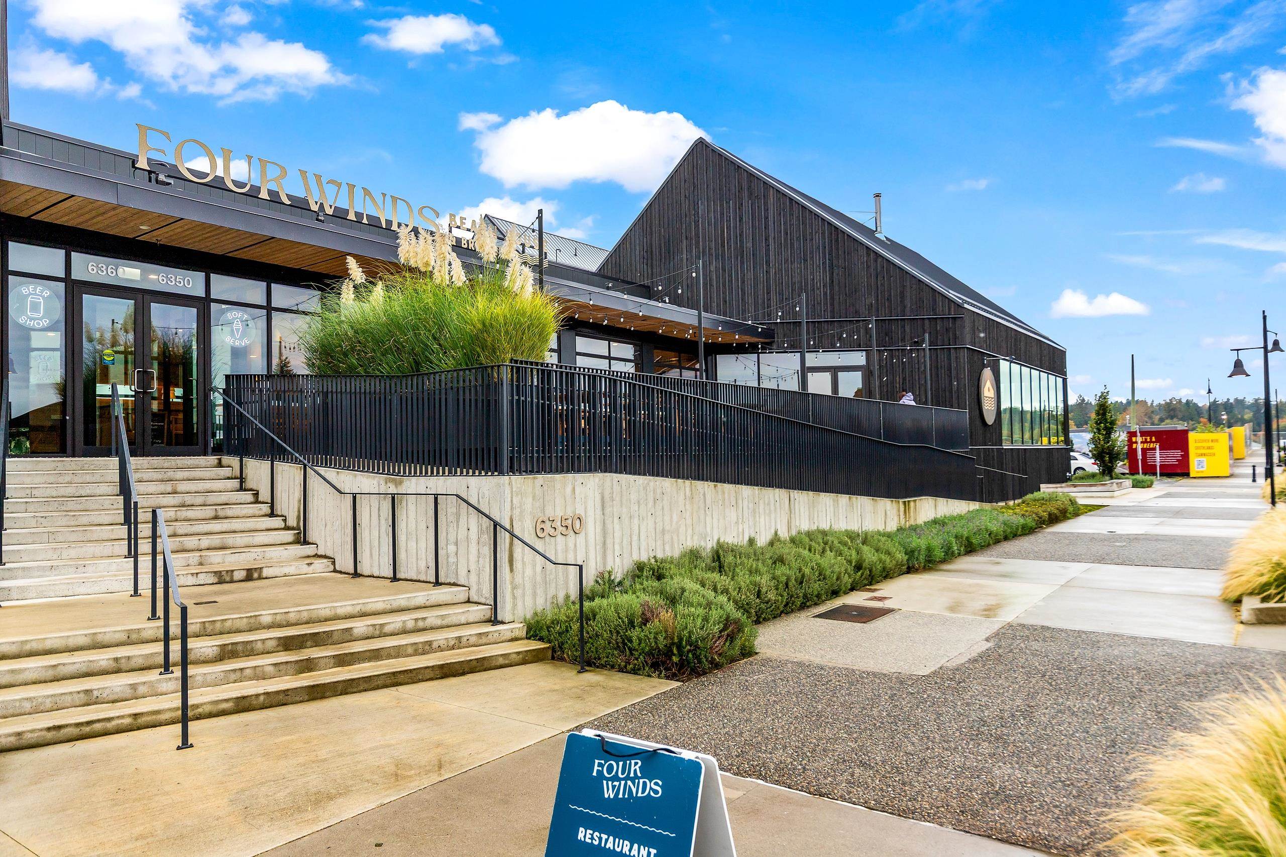 311 251 BOUNDARY BAY ROAD Unit: 311