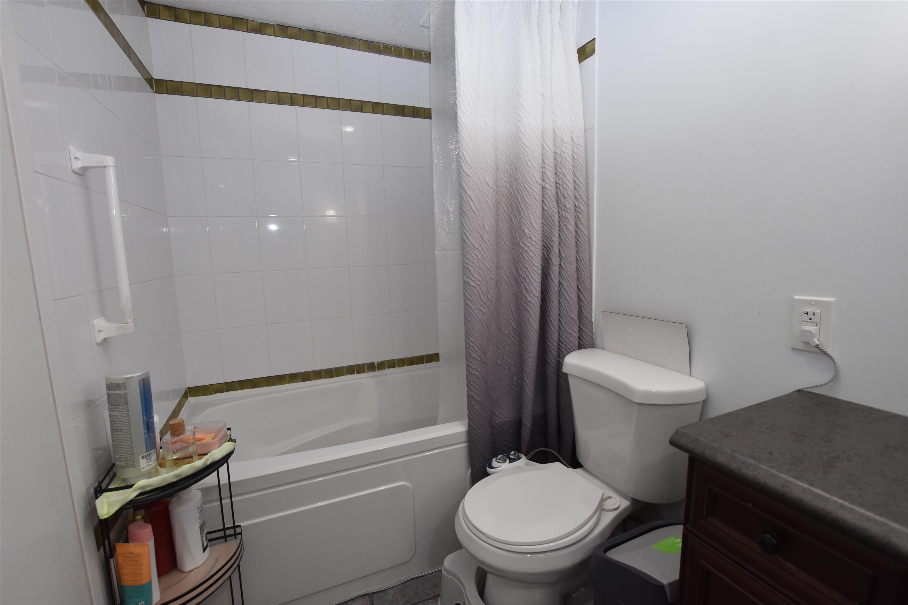 201 1320 FIR STREET Unit: 201