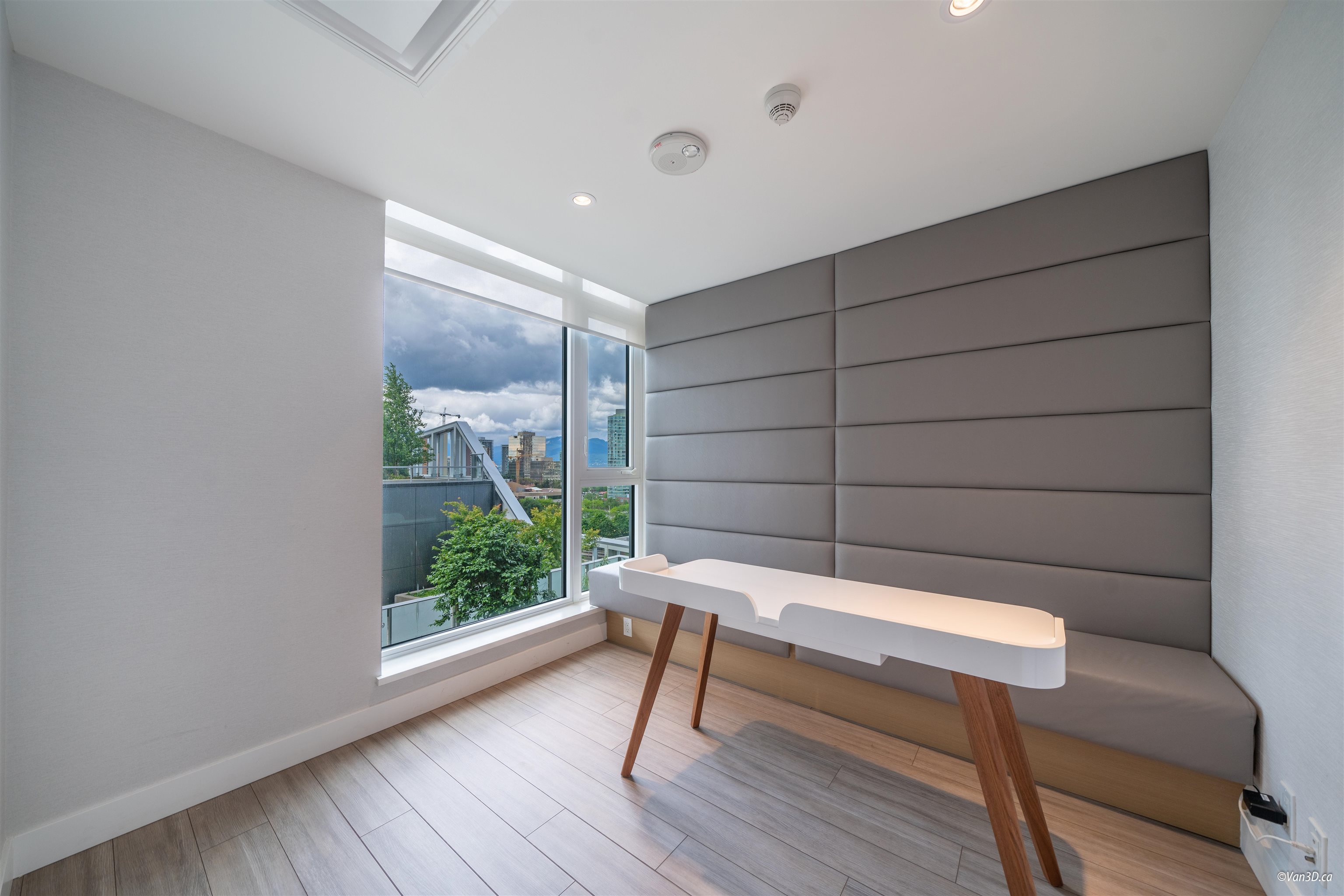 606 6398 SILVER AVENUE Unit: 606