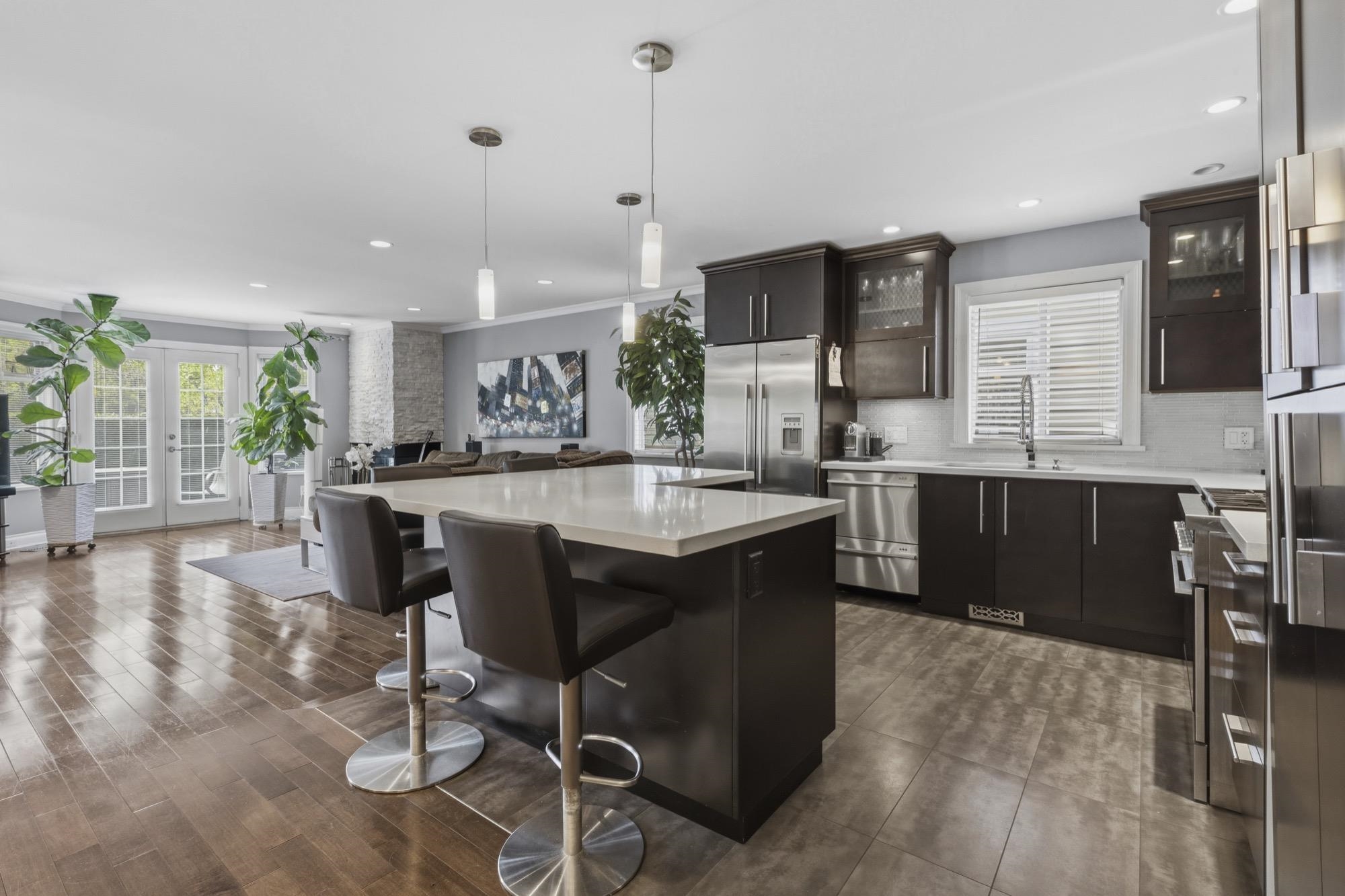 31 W 15TH AVENUE