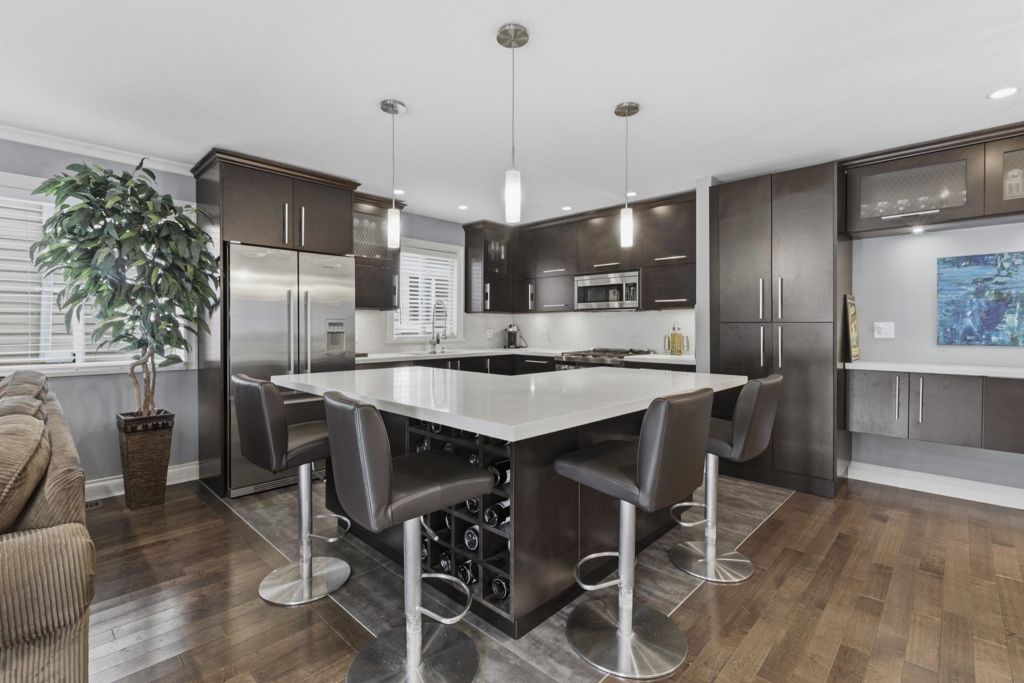31 W 15TH AVENUE