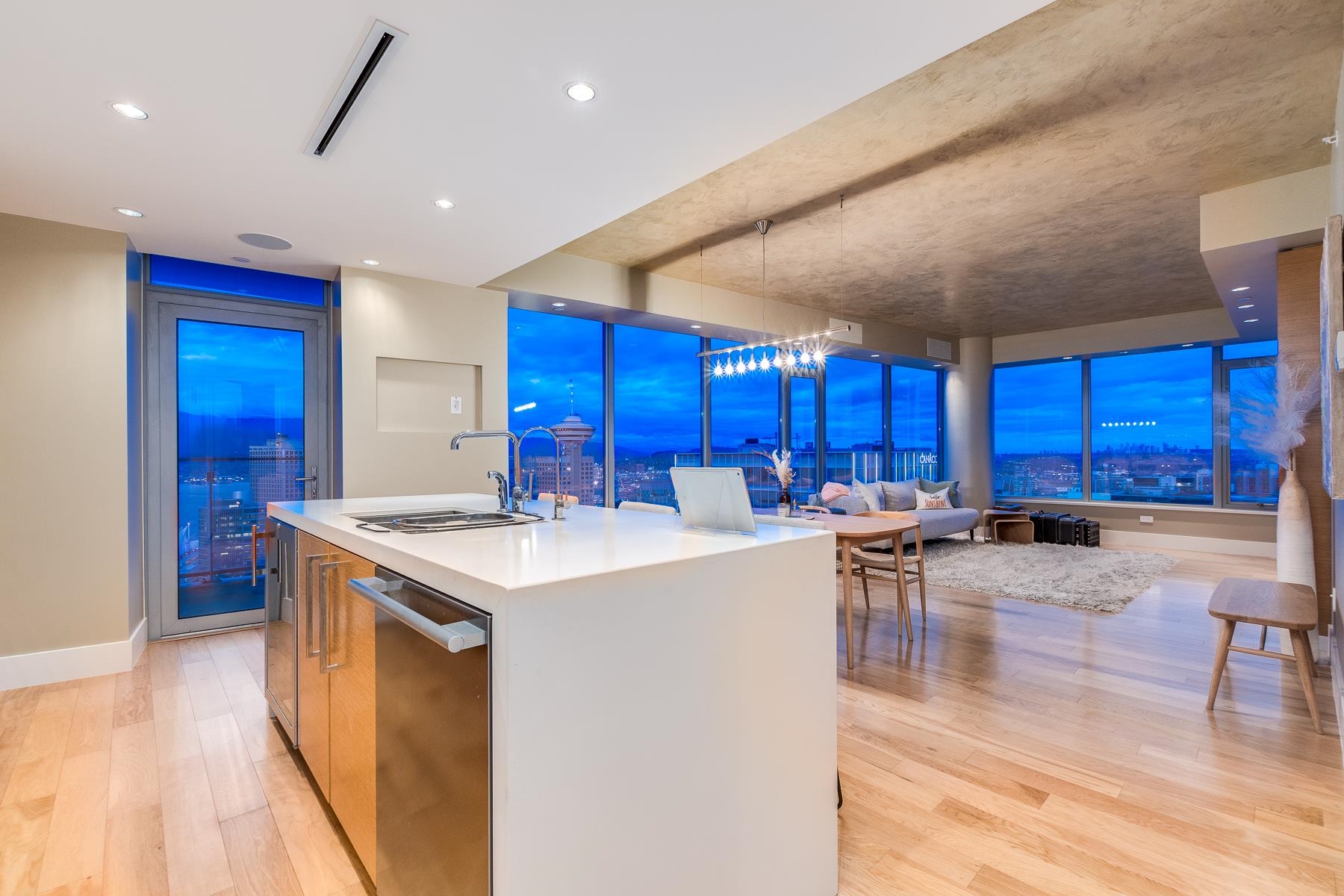 3204 667 HOWE STREET Unit: 3204
