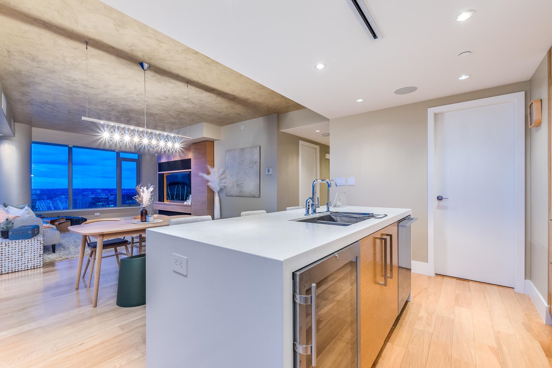3204 667 HOWE STREET Unit: 3204