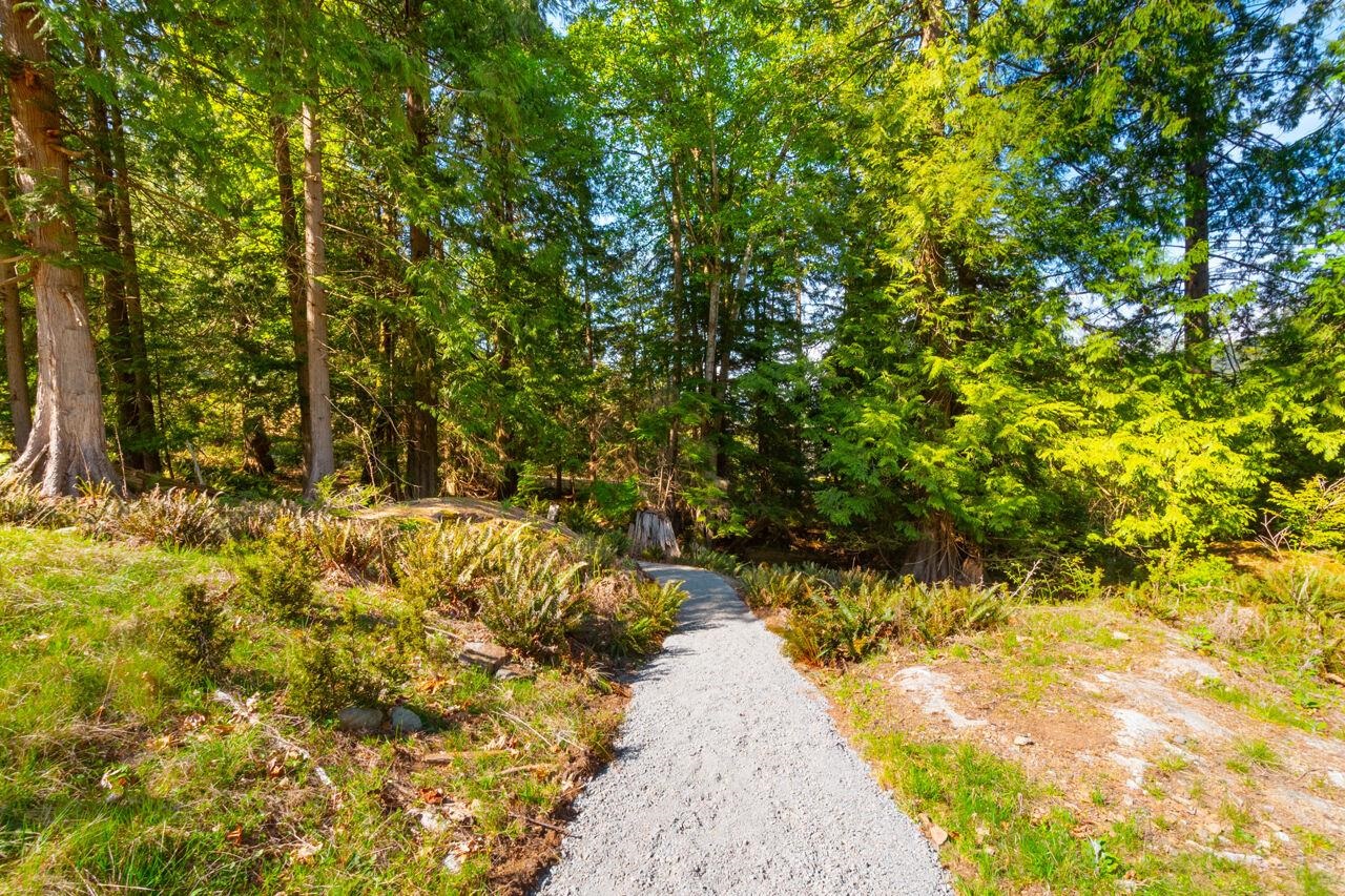LOT B HIKER'S TRAIL