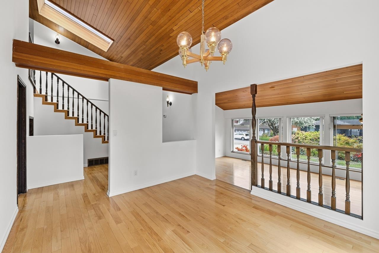 7605 LAWRENCE DRIVE