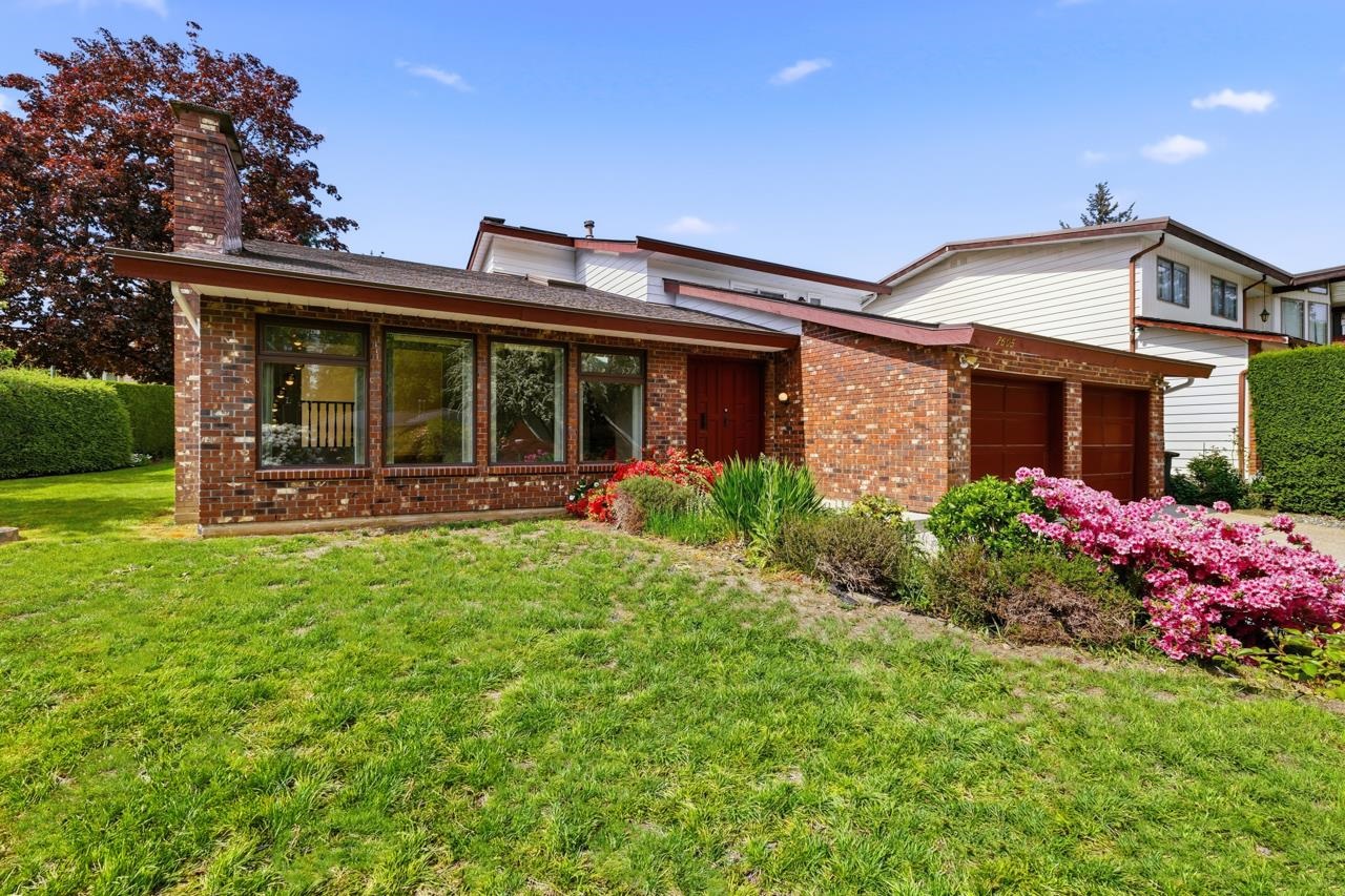7605 LAWRENCE DRIVE