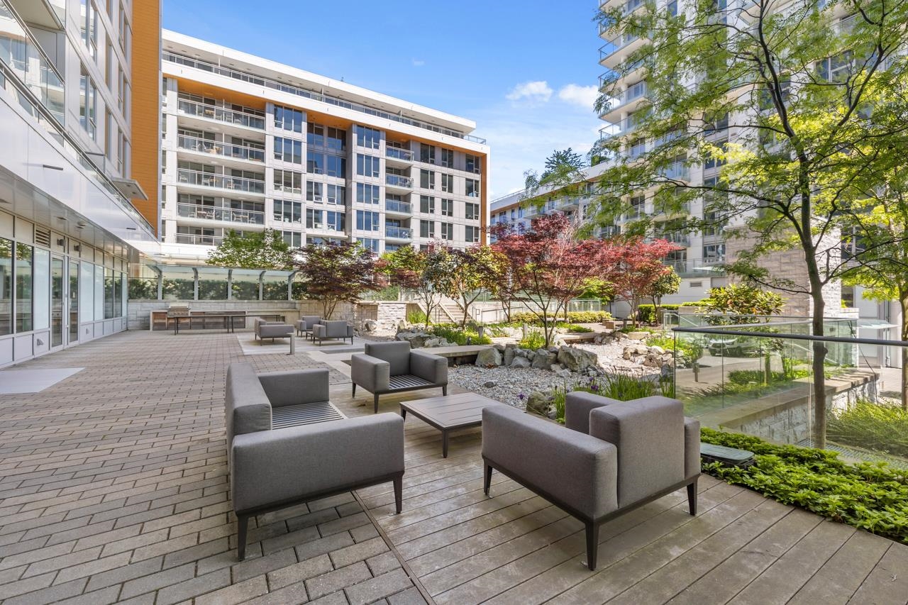 807 455 SW MARINE DRIVE Unit: 807