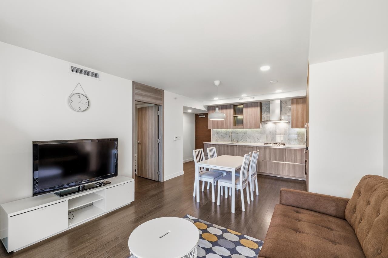 807 455 SW MARINE DRIVE Unit: 807