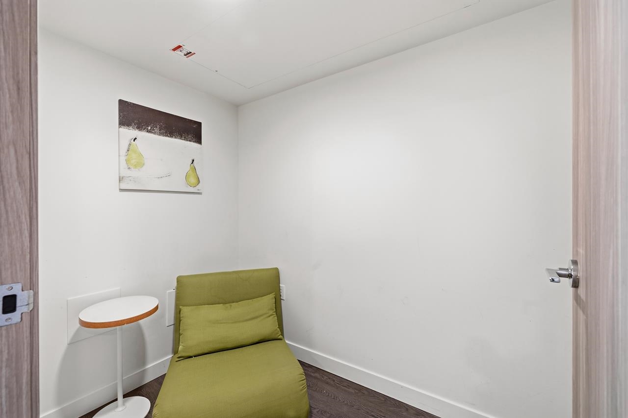 807 455 SW MARINE DRIVE Unit: 807