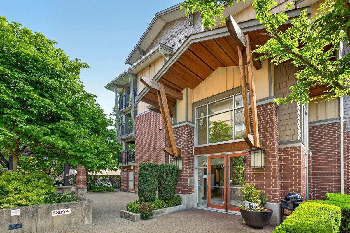 312 5889 IRMIN STREET Unit: 312