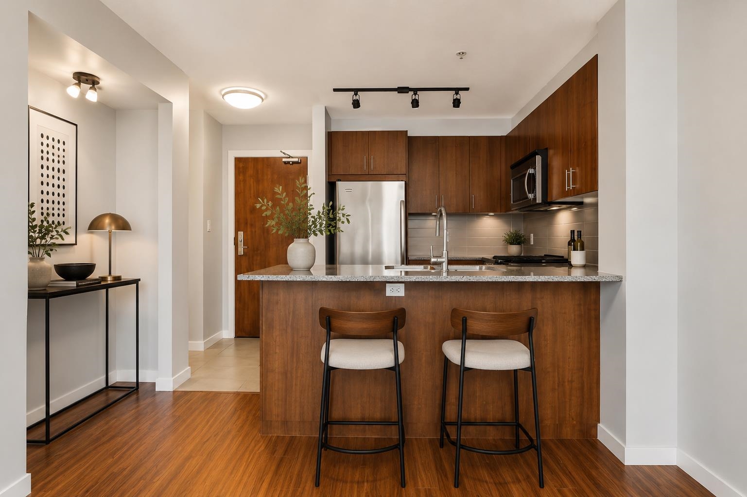 312 5889 IRMIN STREET Unit: 312