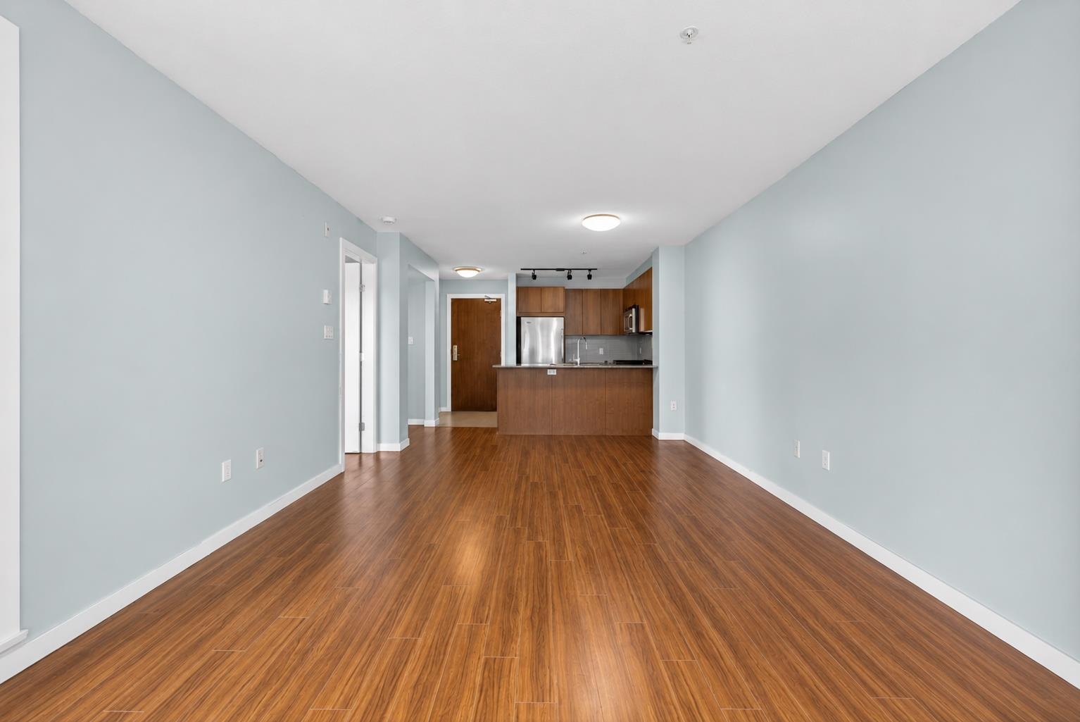312 5889 IRMIN STREET Unit: 312