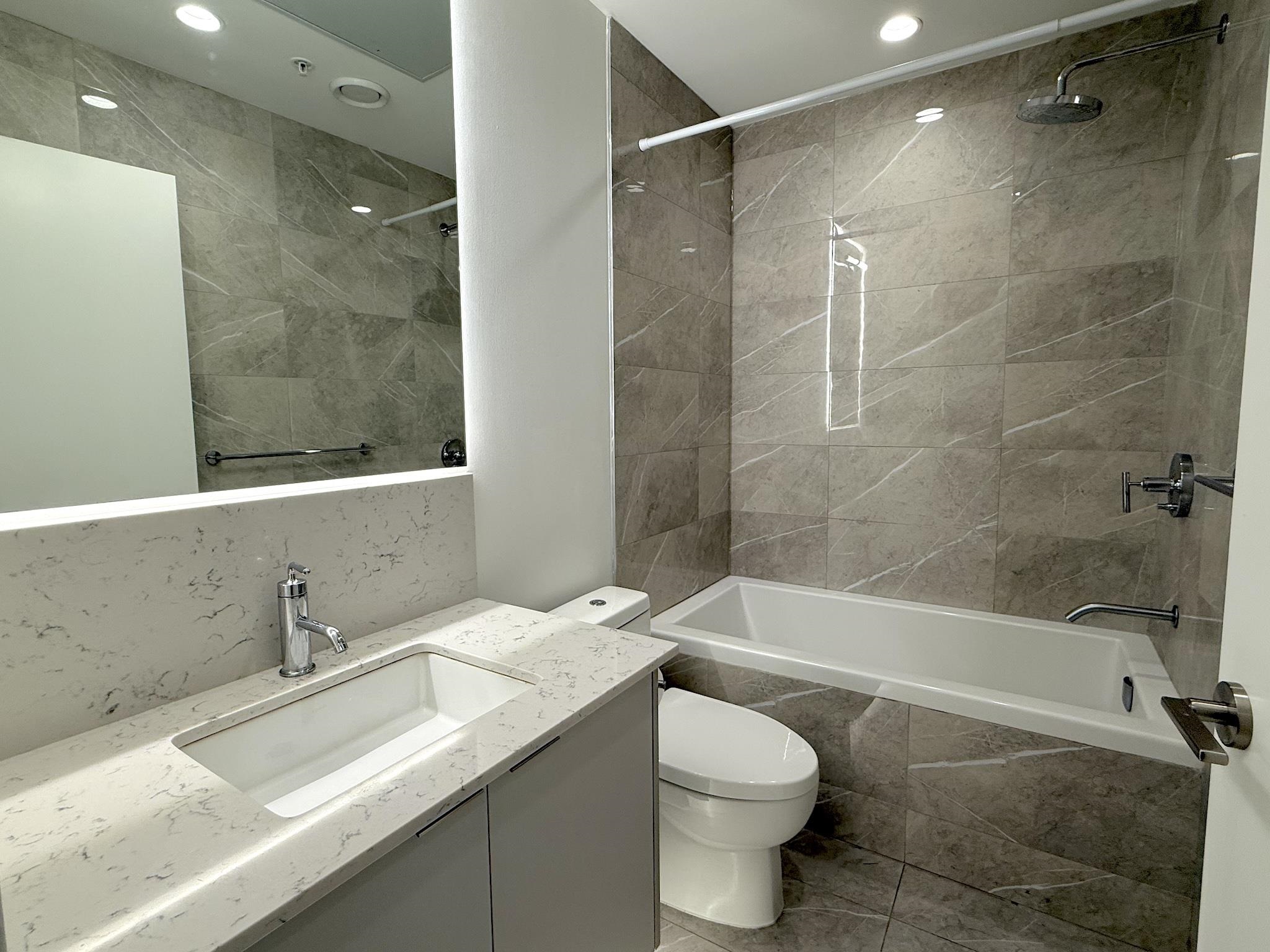 104 7638 CAMBIE STREET Unit: 104
