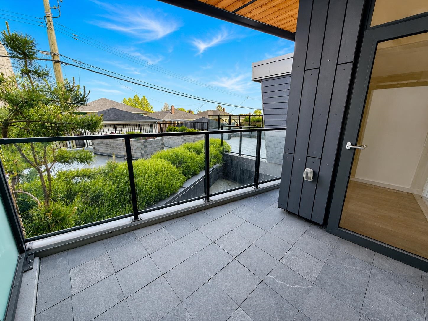 104 7638 CAMBIE STREET Unit: 104