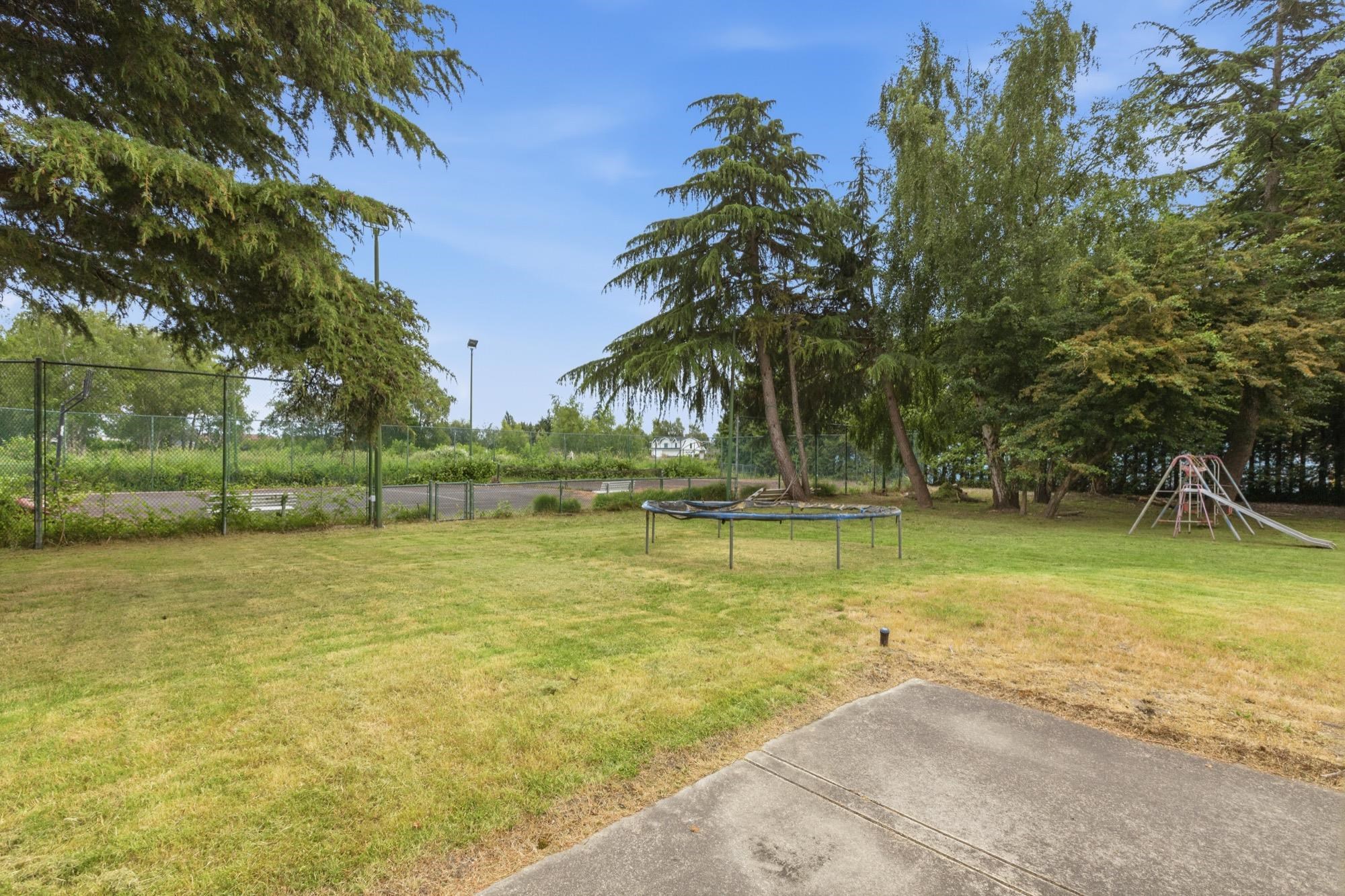 10520 SIDAWAY ROAD