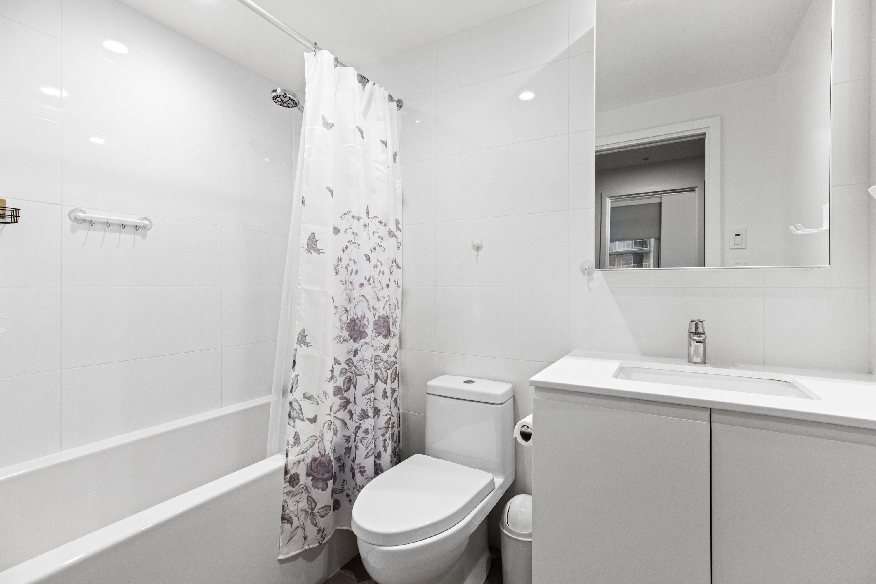 905 3833 EVERGREEN PLACE Unit: 905