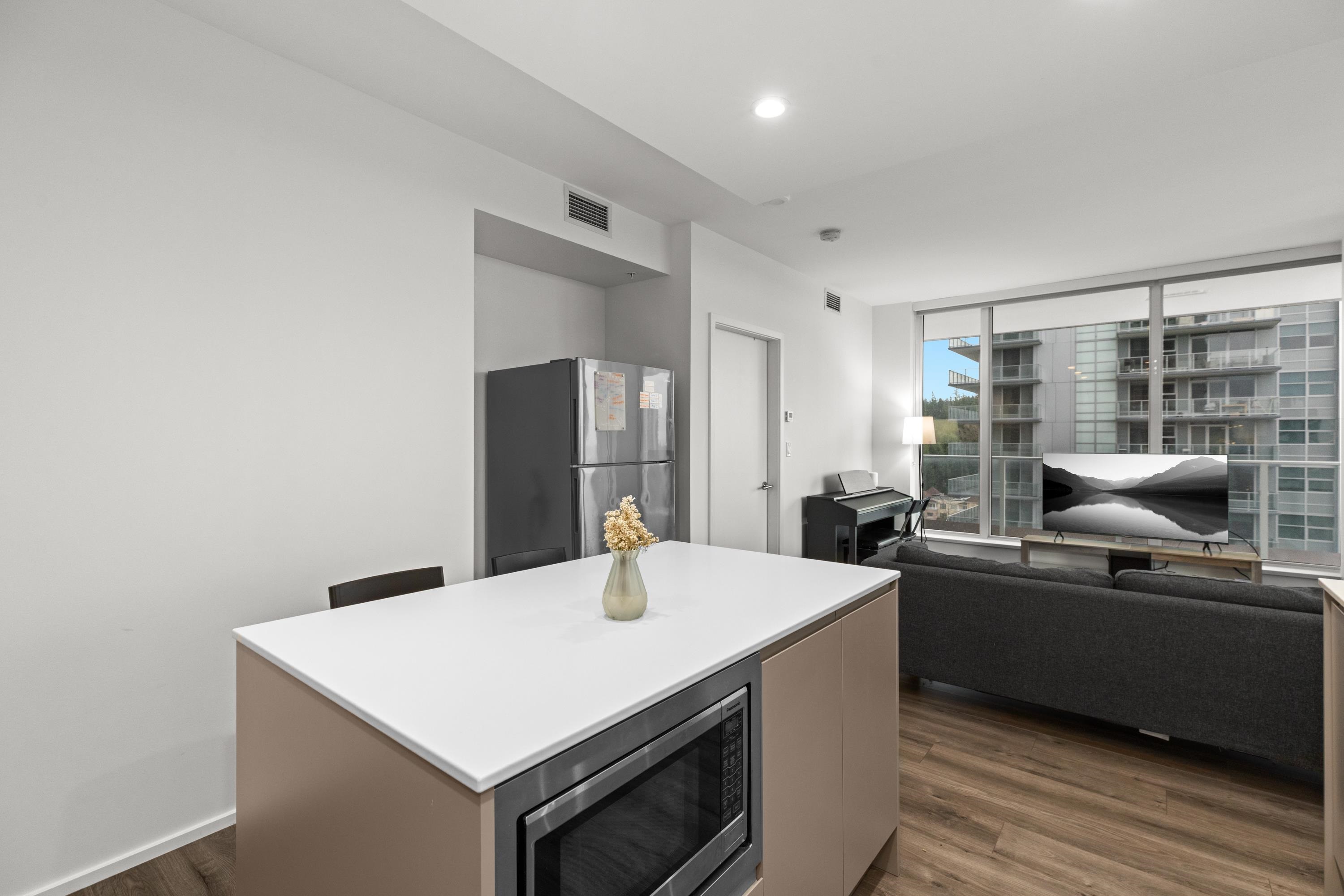 905 3833 EVERGREEN PLACE Unit: 905