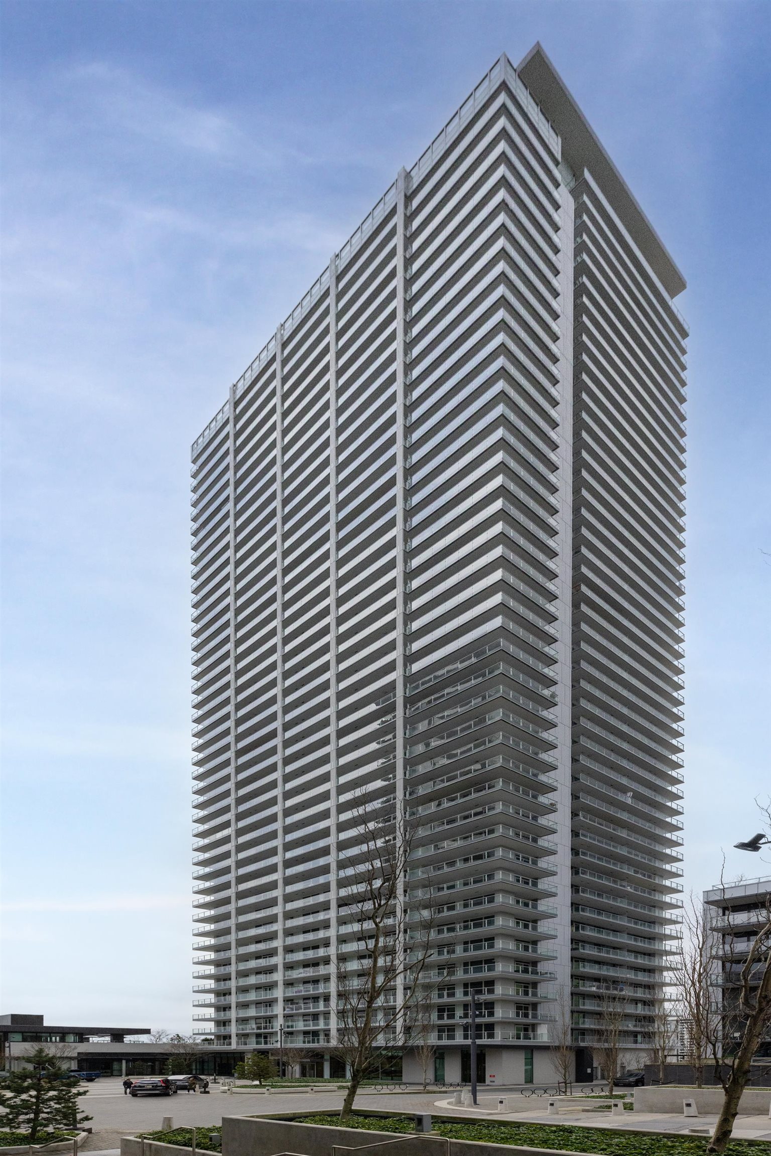 905 3833 EVERGREEN PLACE Unit: 905