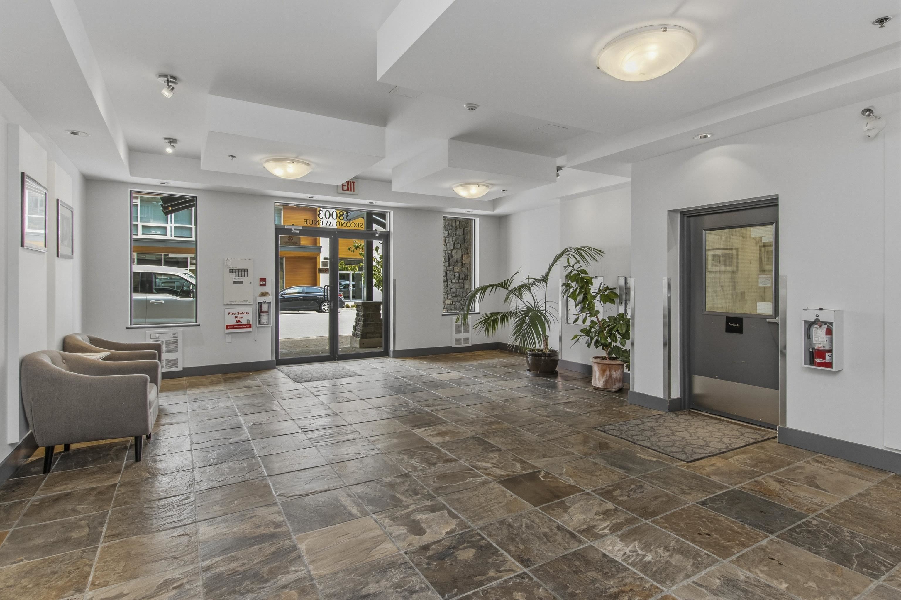 203 38003 SECOND AVENUE Unit: 203