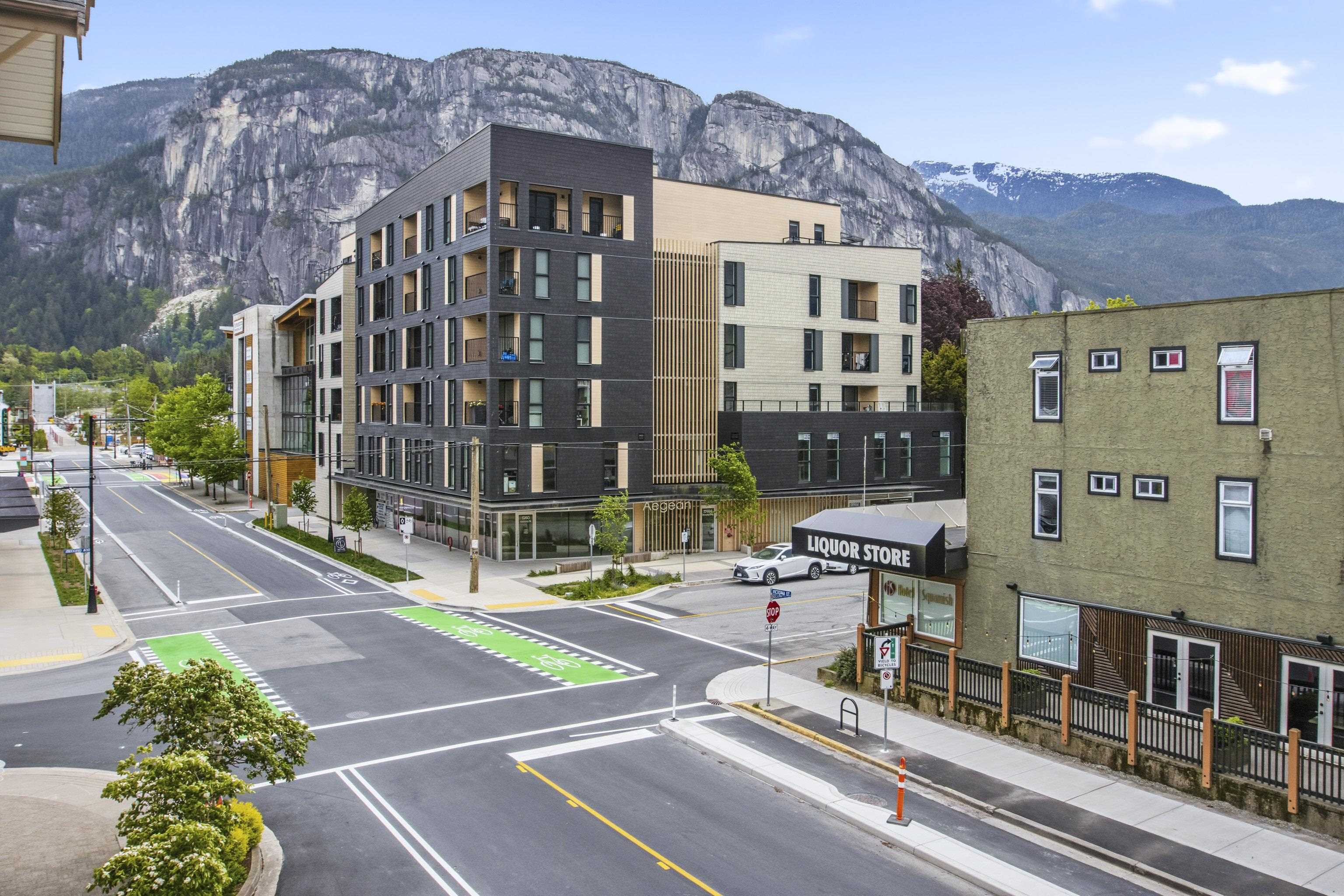 203 38003 SECOND AVENUE Unit: 203