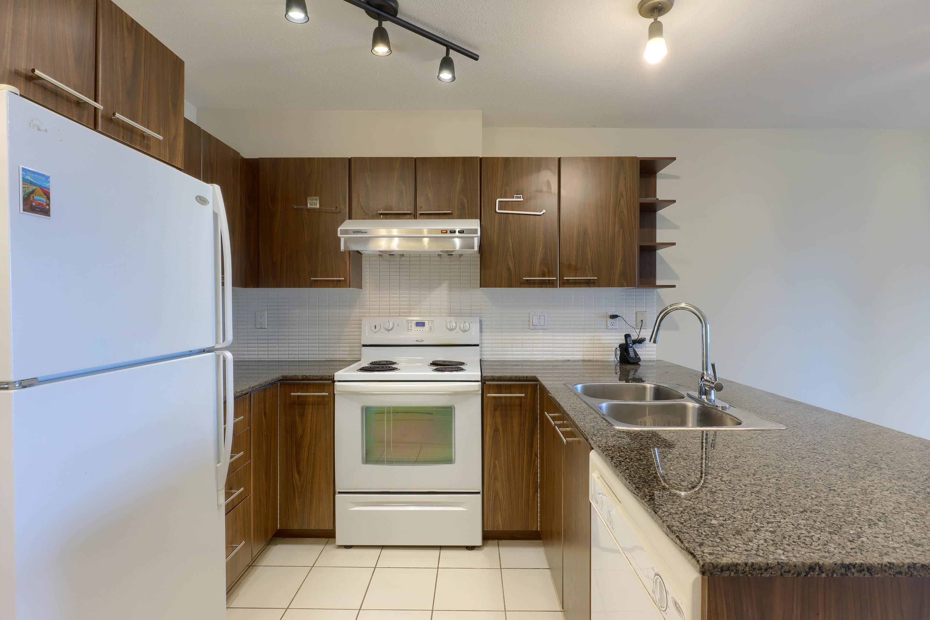 201 4788 BRENTWOOD DRIVE Unit: 201