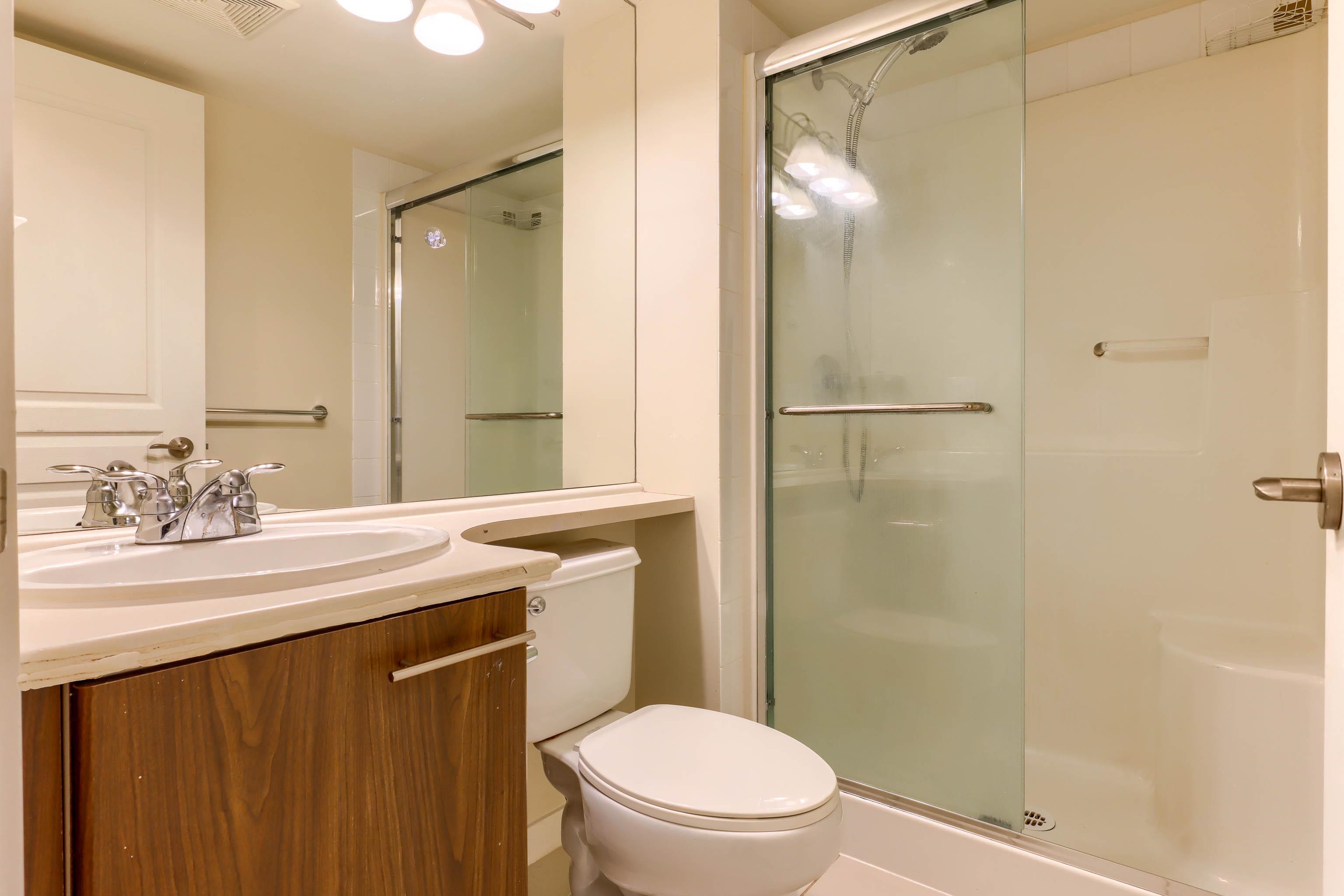 201 4788 BRENTWOOD DRIVE Unit: 201