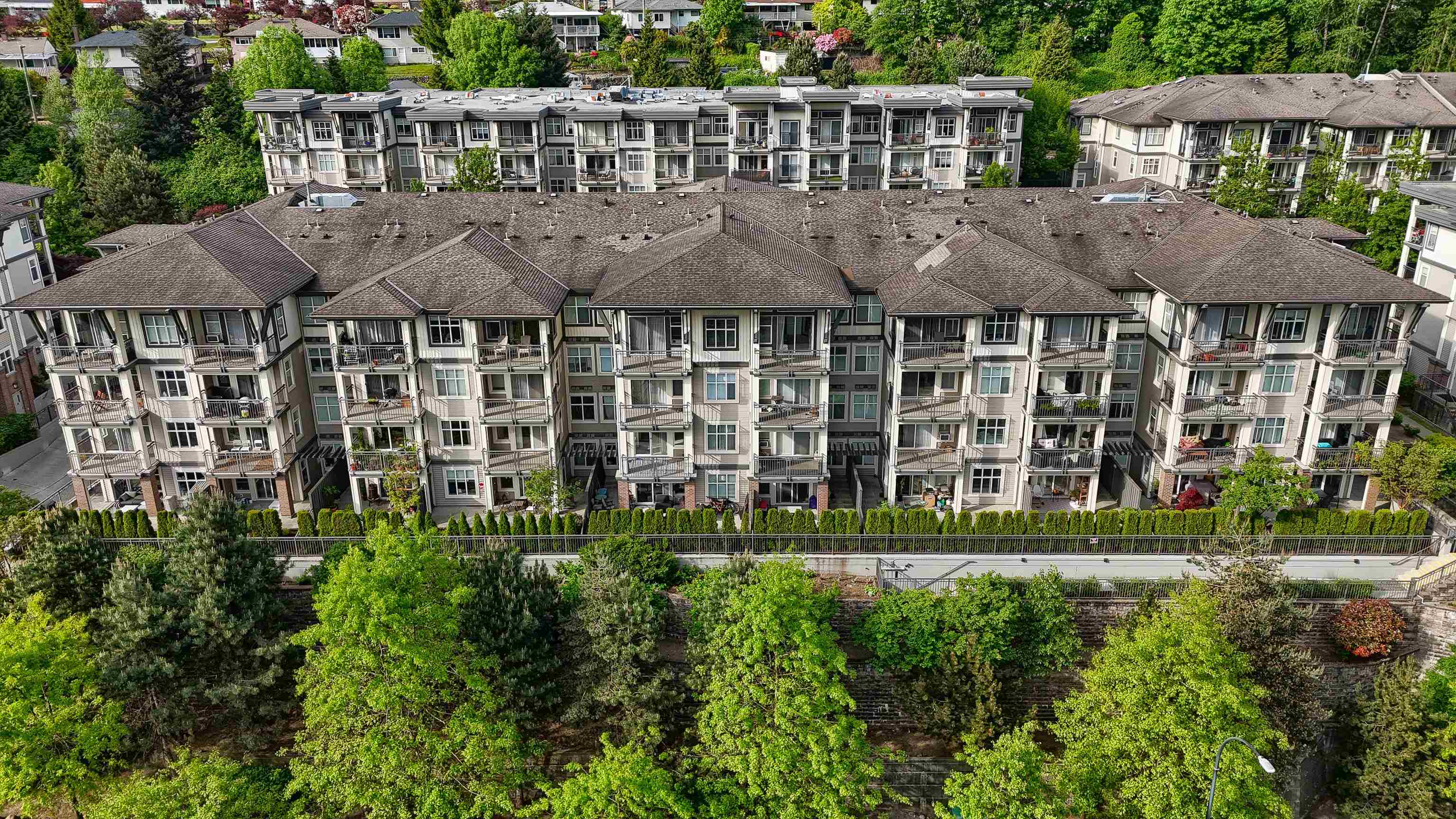 201 4788 BRENTWOOD DRIVE Unit: 201