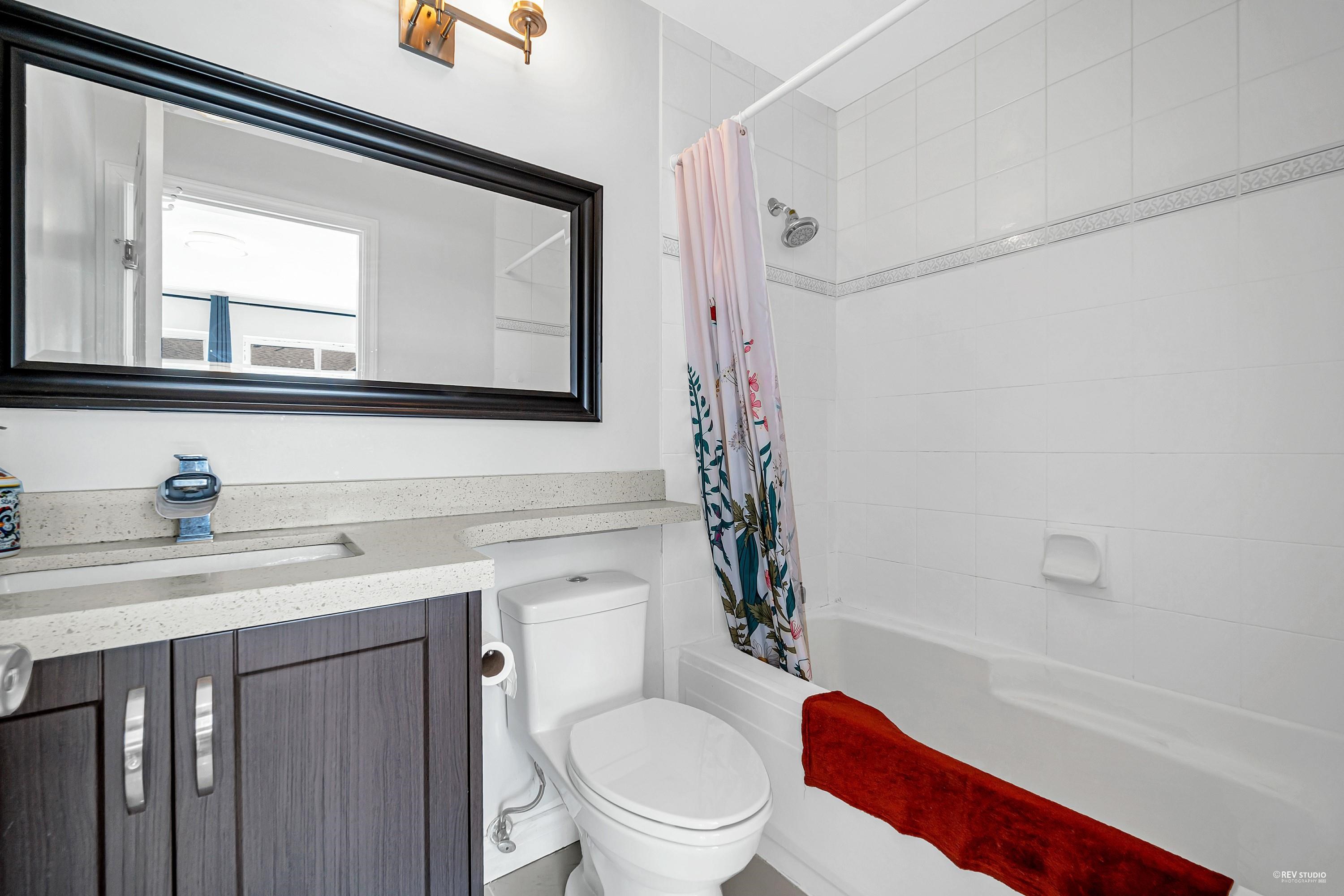 79 7831 GARDEN CITY ROAD Unit: 79