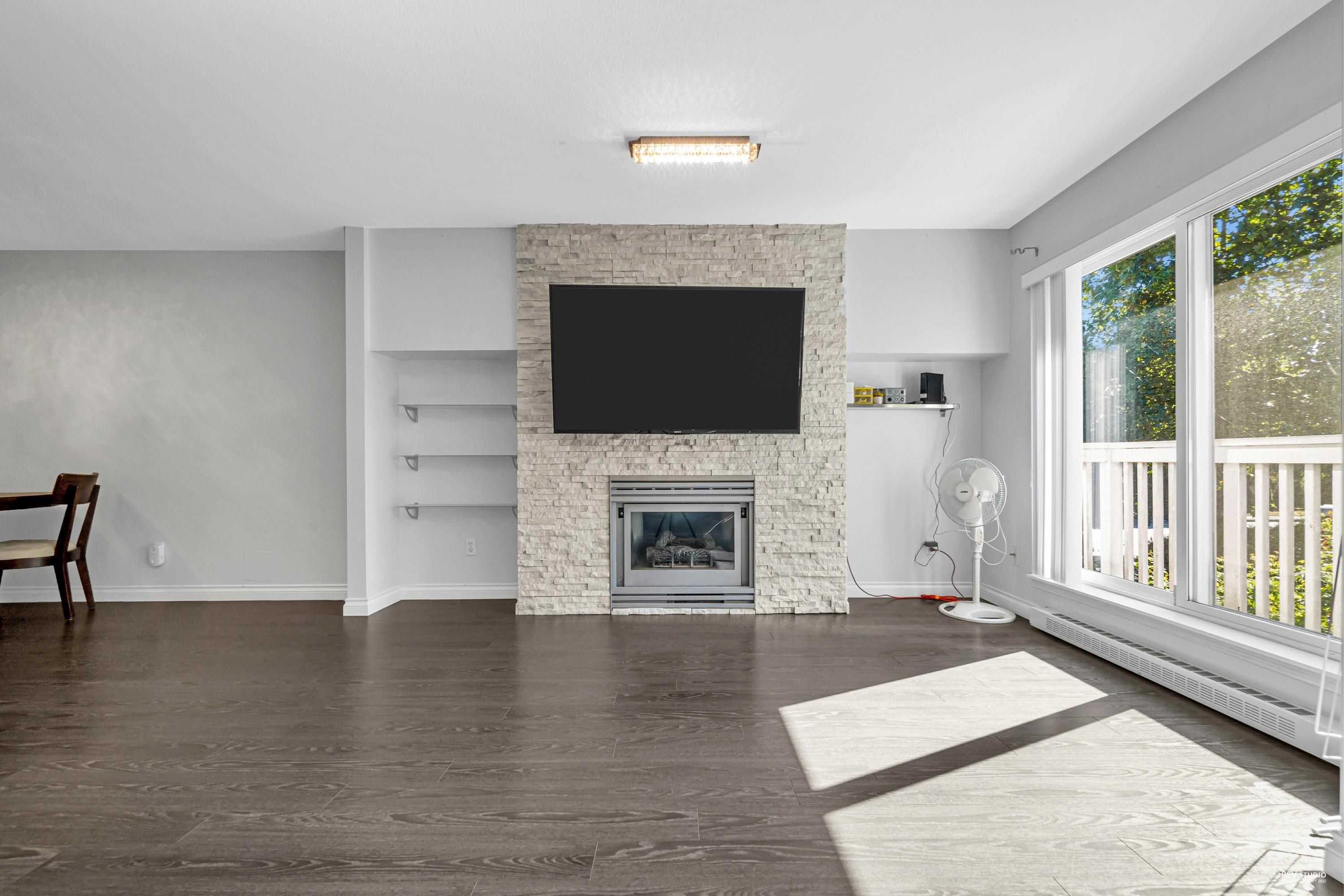 79 7831 GARDEN CITY ROAD Unit: 79