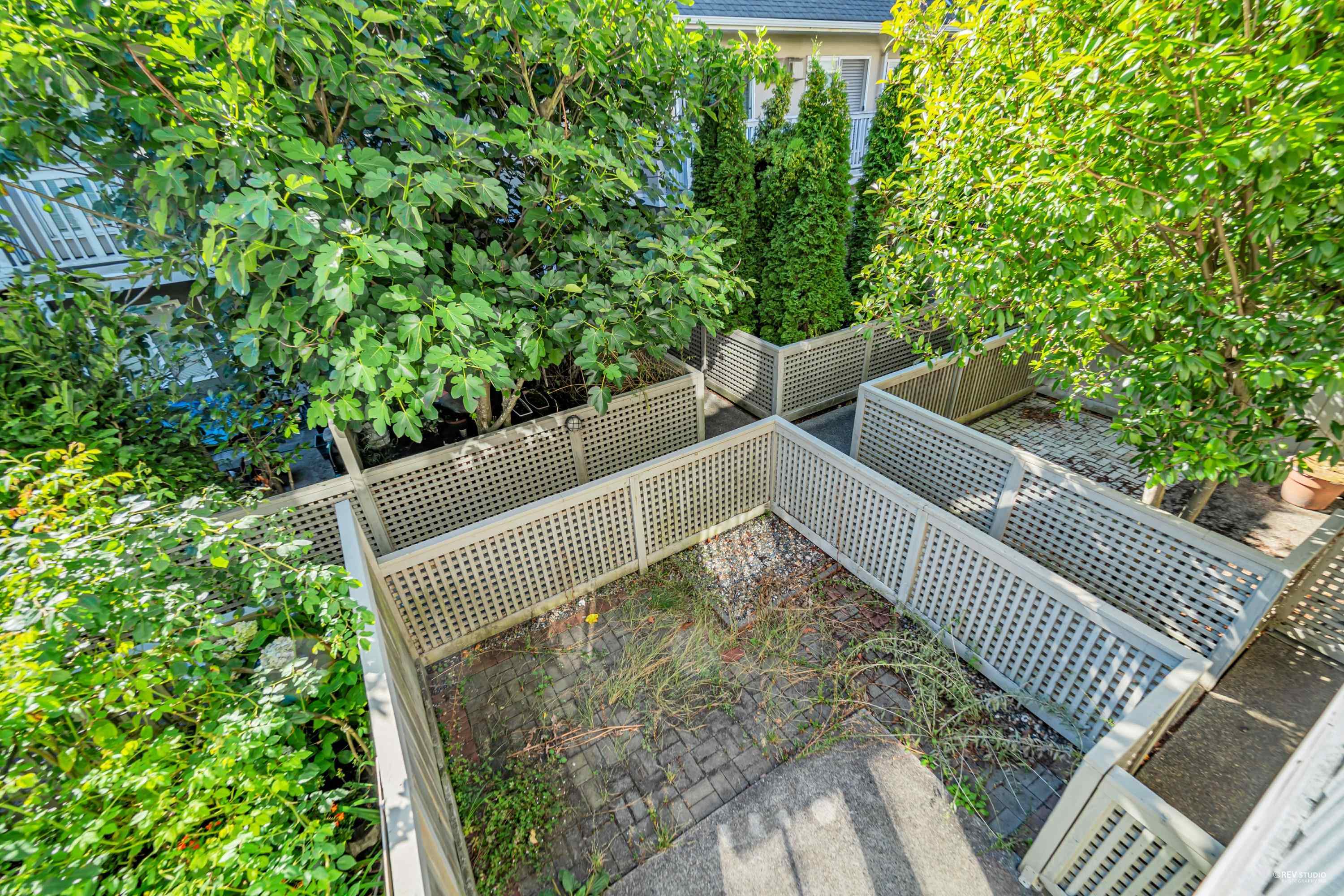 79 7831 GARDEN CITY ROAD Unit: 79