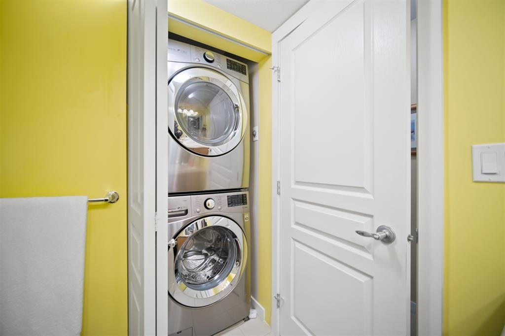 209 3105 LINCOLN AVENUE Unit: 209