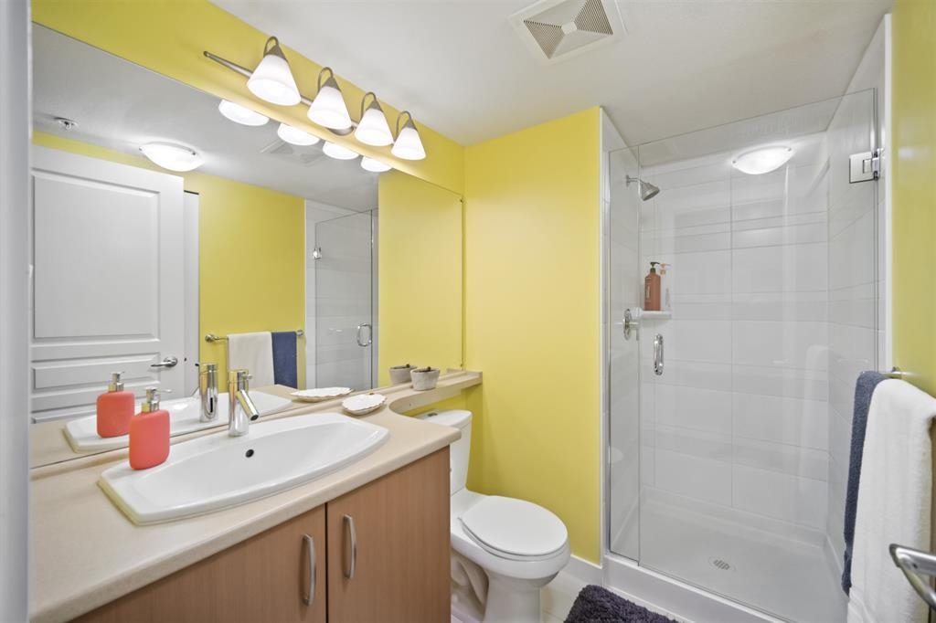 209 3105 LINCOLN AVENUE Unit: 209