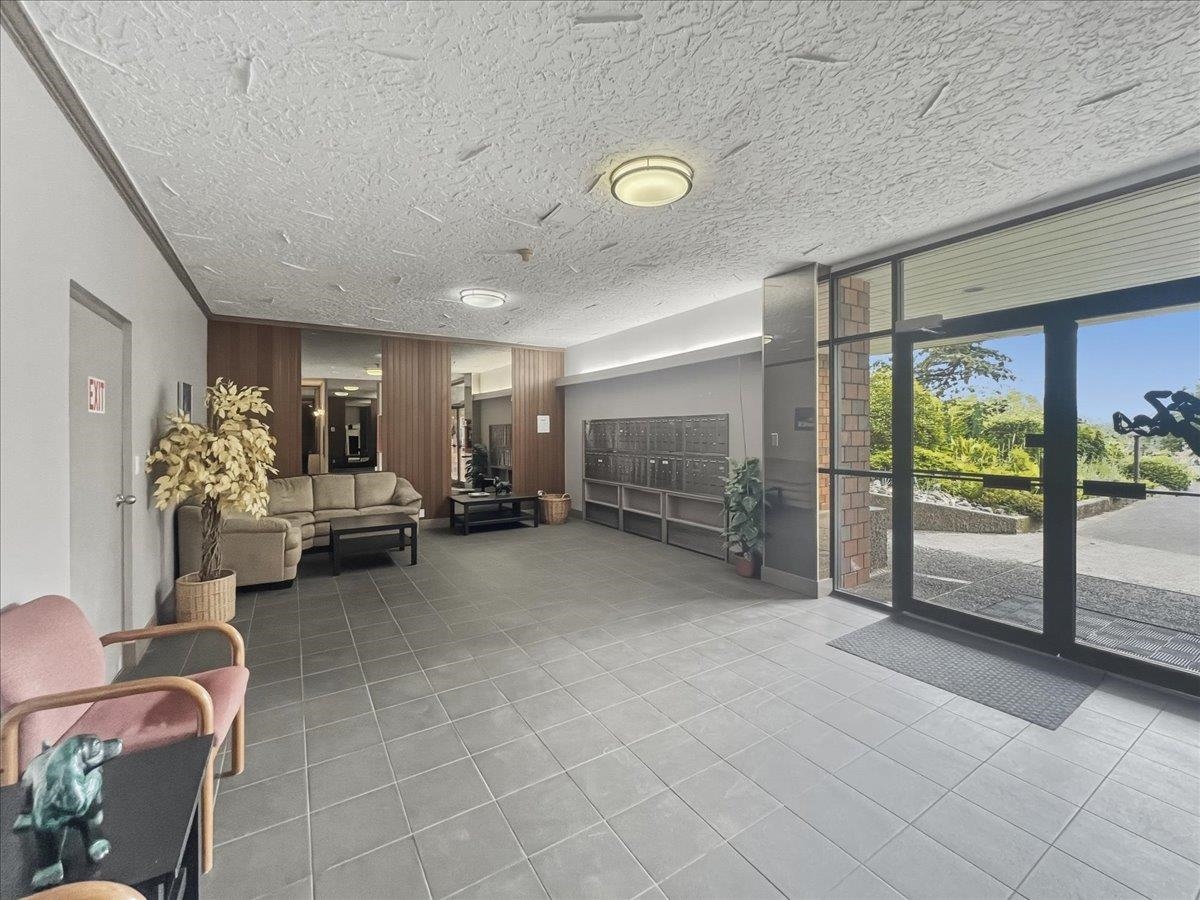 305 47 AGNES STREET Unit: 305