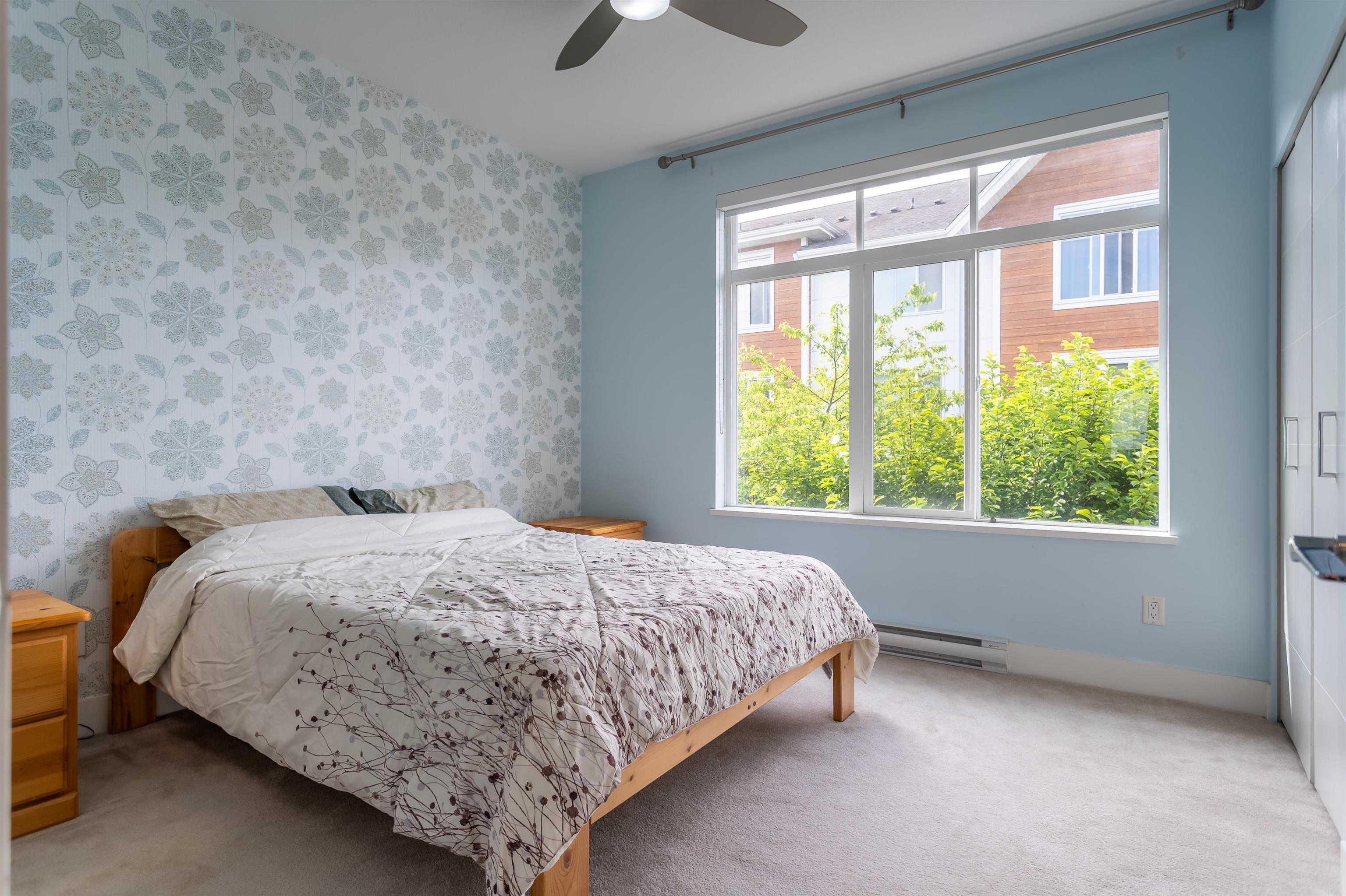 1 2978 159 STREET Unit: 1
