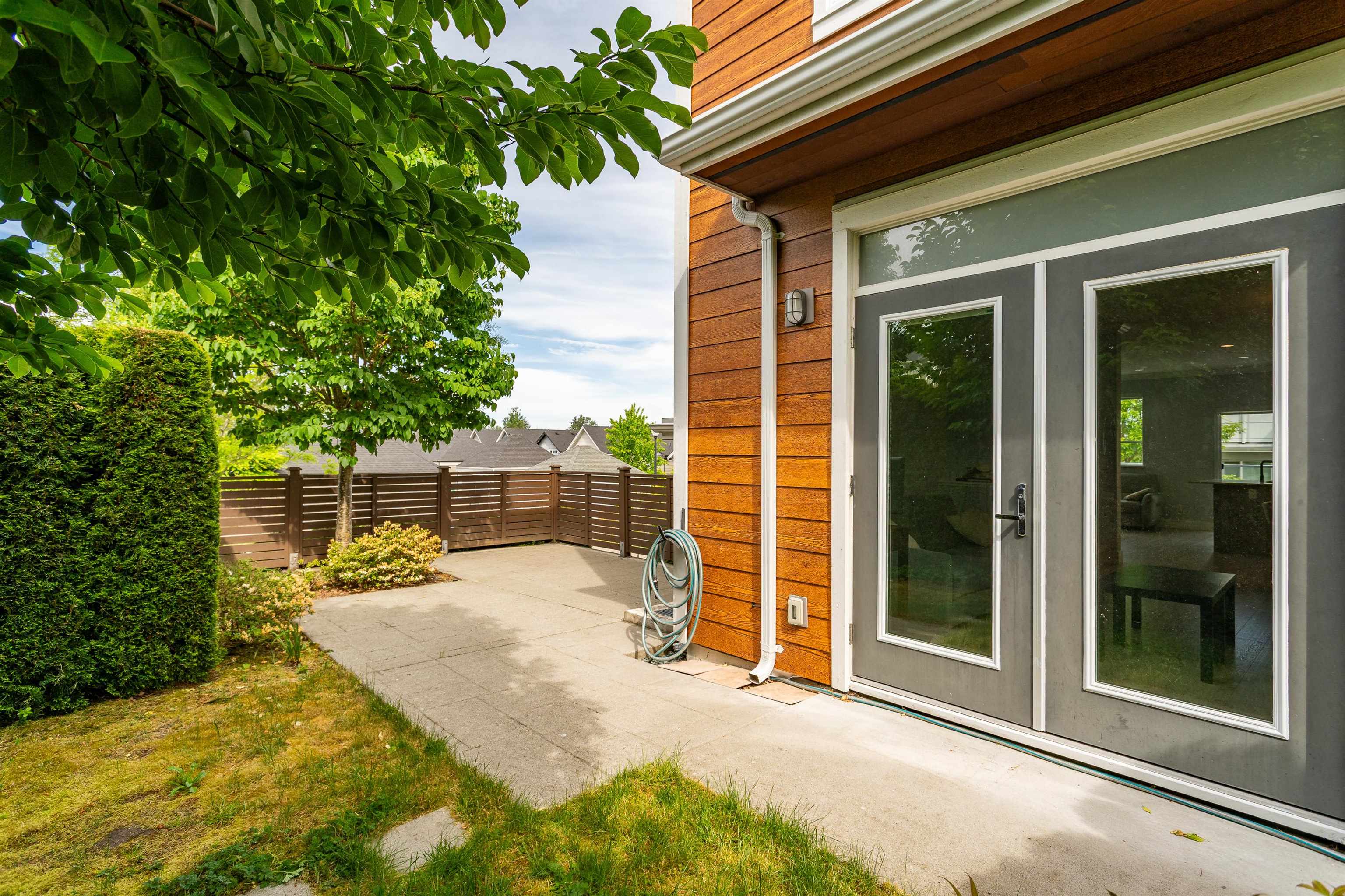 1 2978 159 STREET Unit: 1