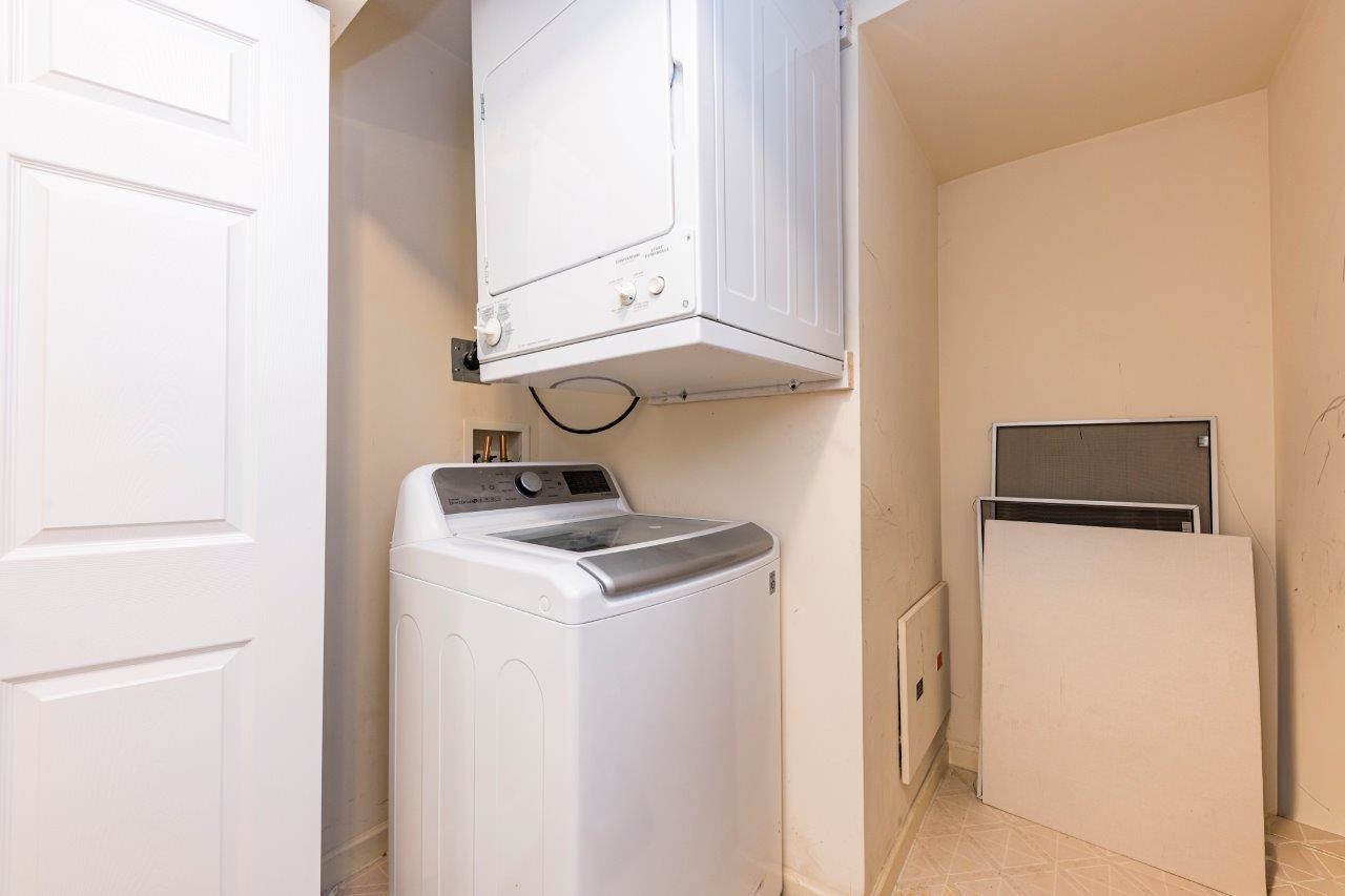 79 6588 SOUTHOAKS CRESCENT Unit: 79