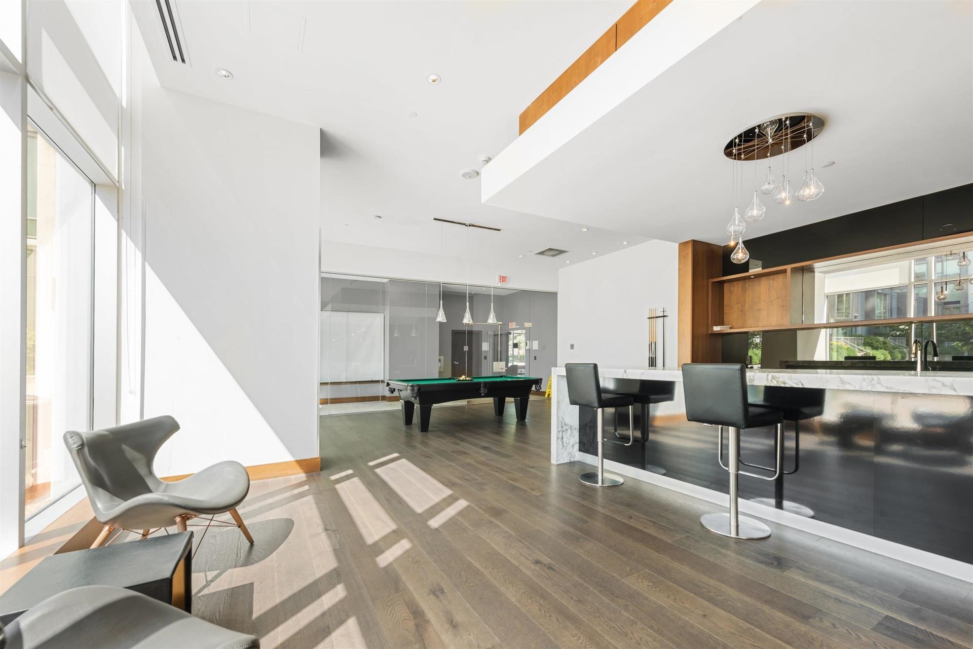 4701 13696 100 AVENUE Unit: 4701